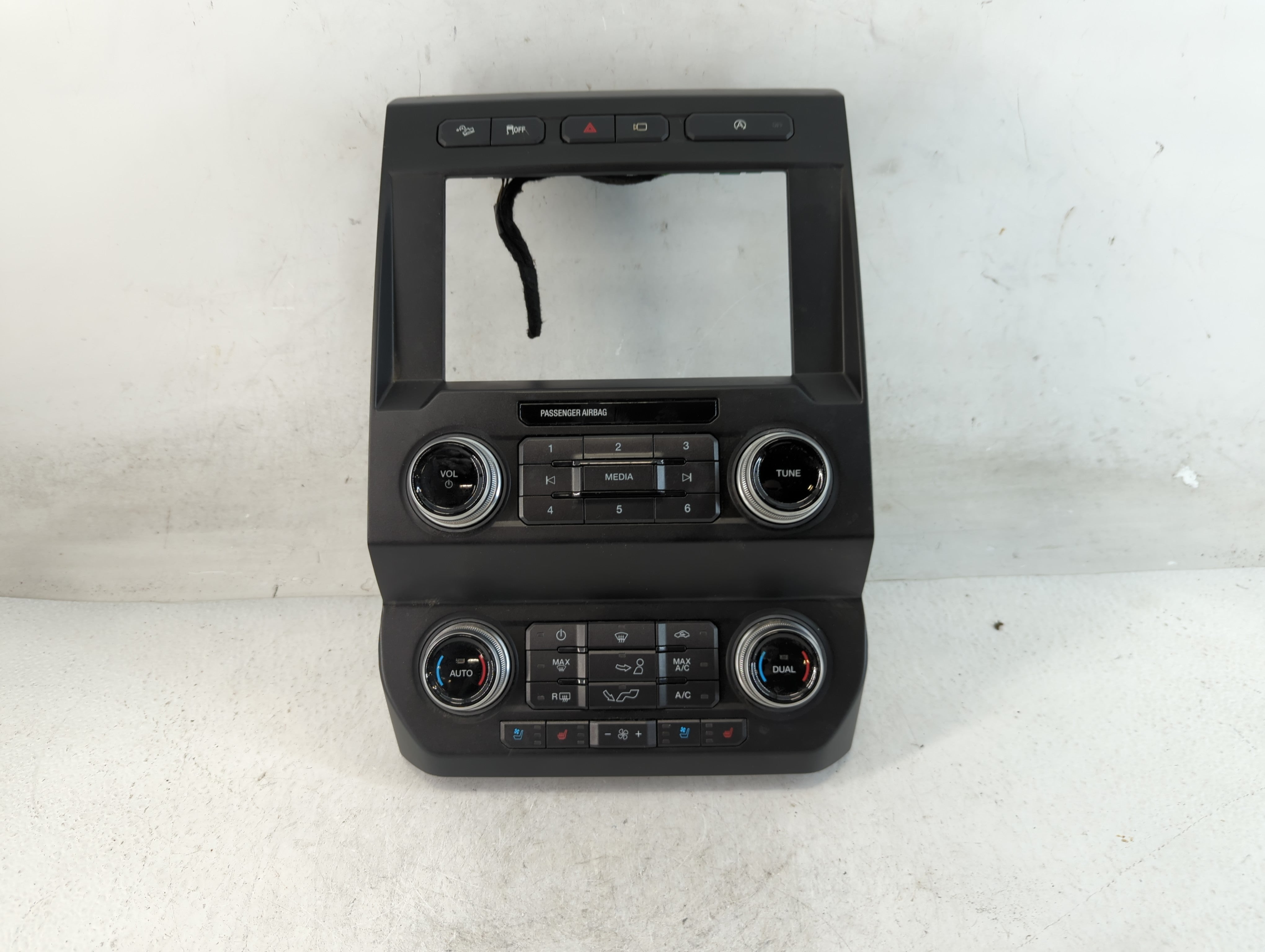 2019-2020 Ford F-150 Radio AM FM Cd Player Receiver Replacement P/N:KL3T-18E245-BDE Fits Fits 2019 2020 OEM Used Auto Parts - Oemusedautoparts1.com