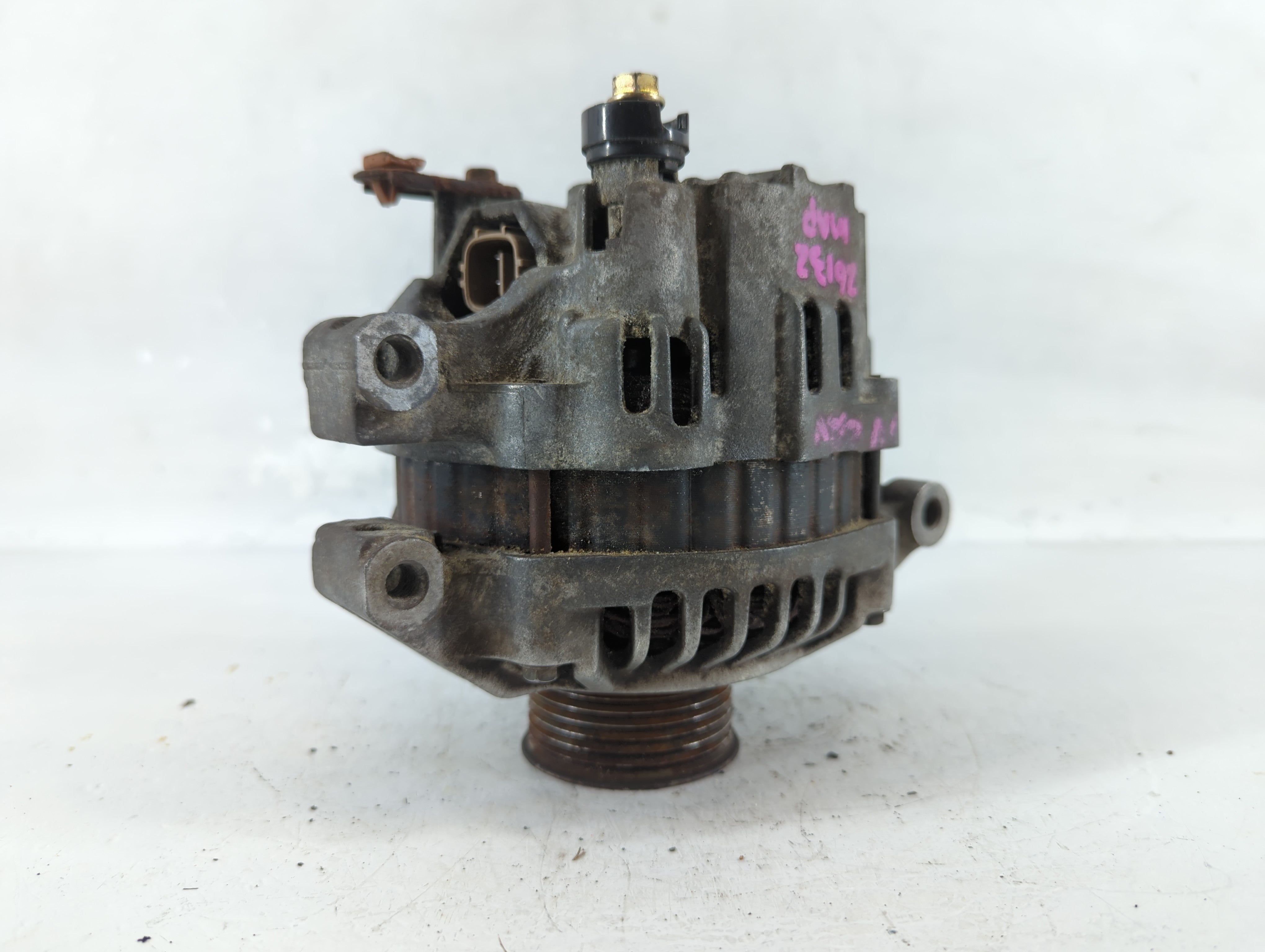 2002-2004 Honda Cr-V Alternator Replacement Generator Charging Assembly Engine OEM Fits Fits 2002 2003 2004 OEM Used Auto Parts - Oemusedautoparts1.com