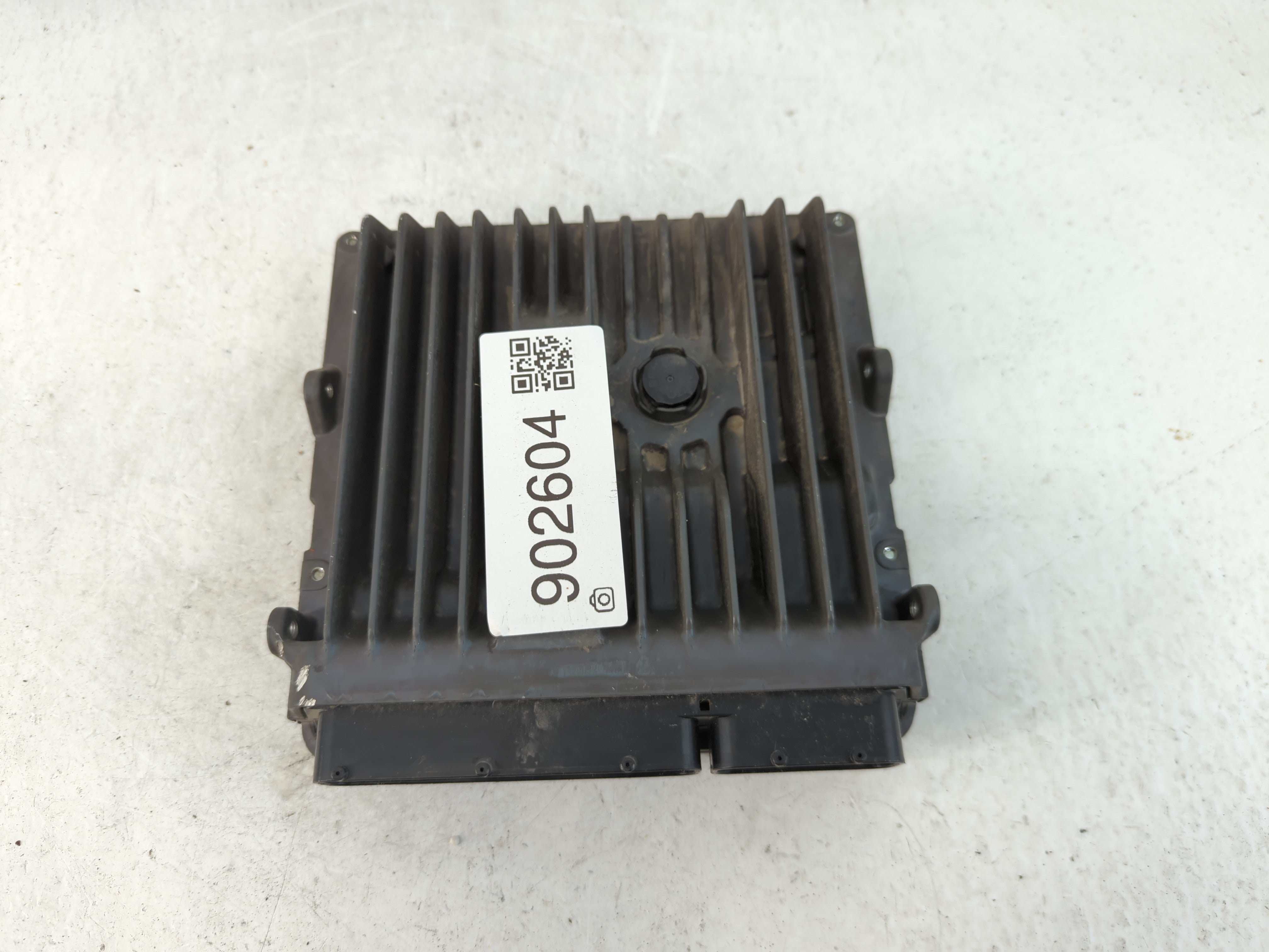 2018-2020 Toyota Sienna PCM Engine Control Computer ECU ECM PCU OEM P/N:89661-08490 Fits Fits 2018 2019 2020 OEM Used Auto Parts - Oemusedautoparts1.com