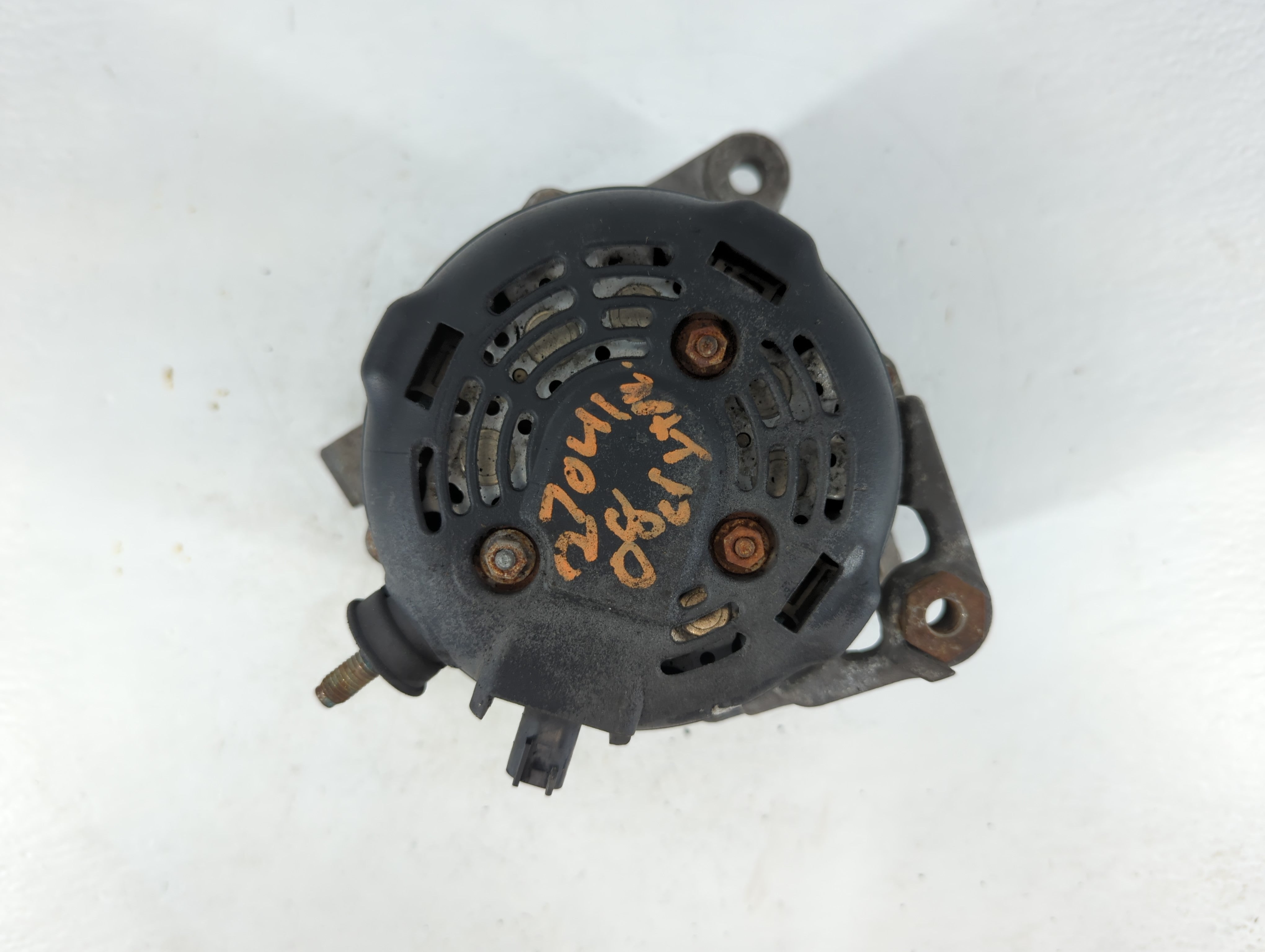 2008-2010 Chrysler Town & Country Alternator Replacement Generator Charging Assembly Engine OEM Fits Fits 2008 2009 2010 2011 OEM Used Auto Parts - Oemusedautoparts1.com