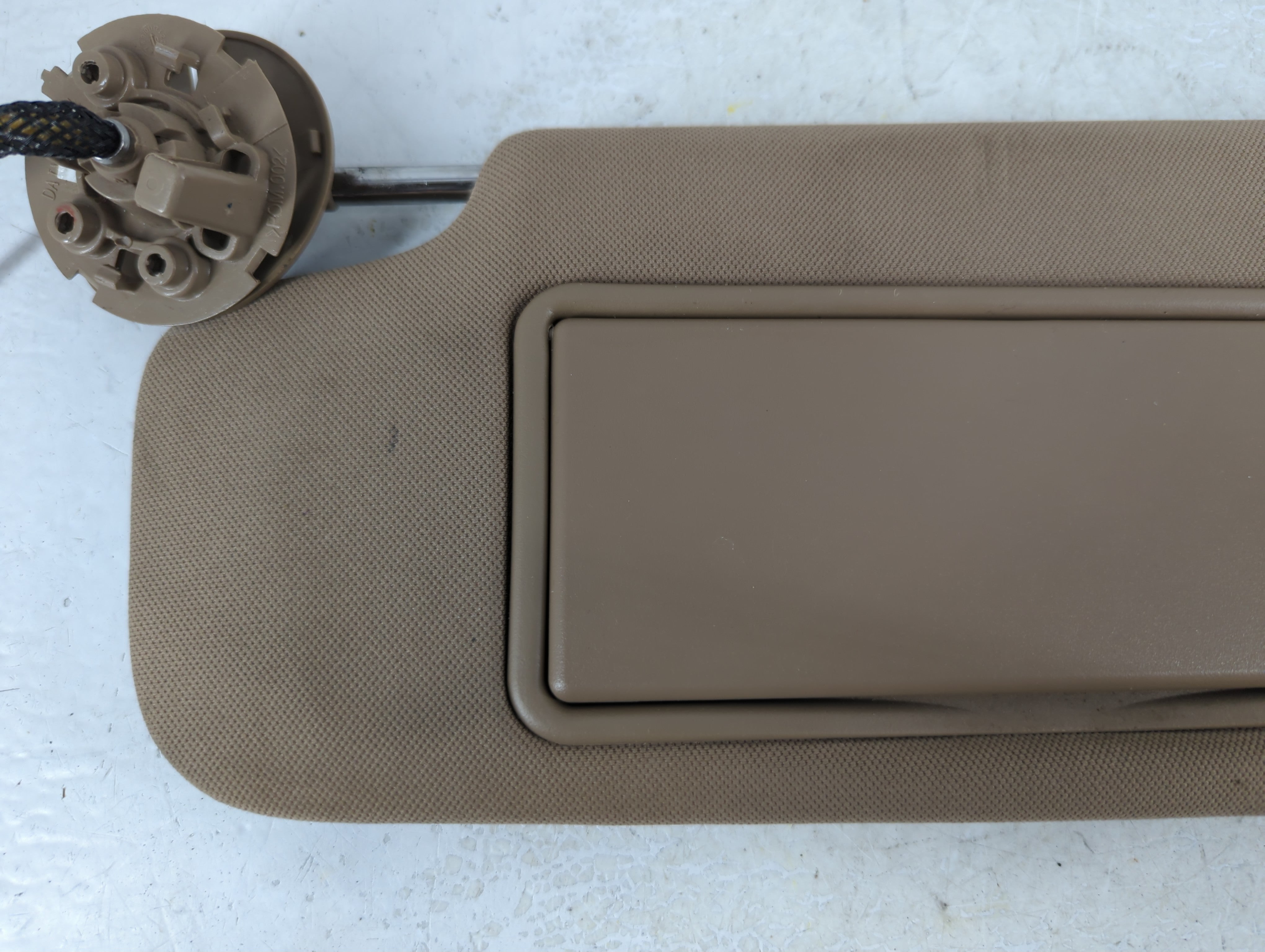 2004-2012 Chevrolet Malibu Sun Visor Shade Replacement Driver Left Mirror Fits Fits 2004 2005 2008 2009 2010 2011 2012 OEM Used Auto Parts - Oemusedautoparts1.com