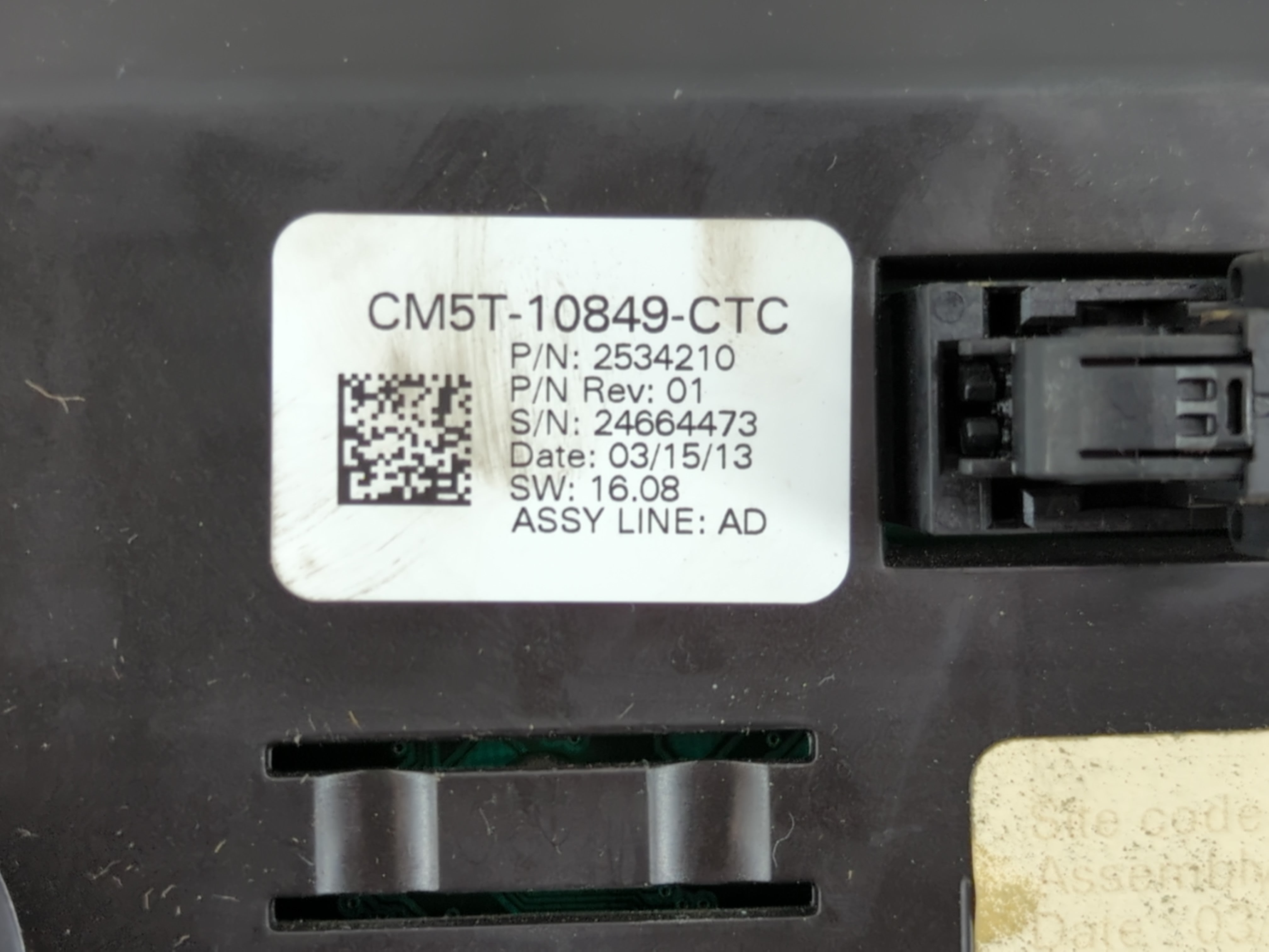 2013-2014 Ford Focus Instrument Cluster Speedometer Gauges P/N:CM5T-10849-CTC Fits Fits 2013 2014 OEM Used Auto Parts - Oemusedautoparts1.com