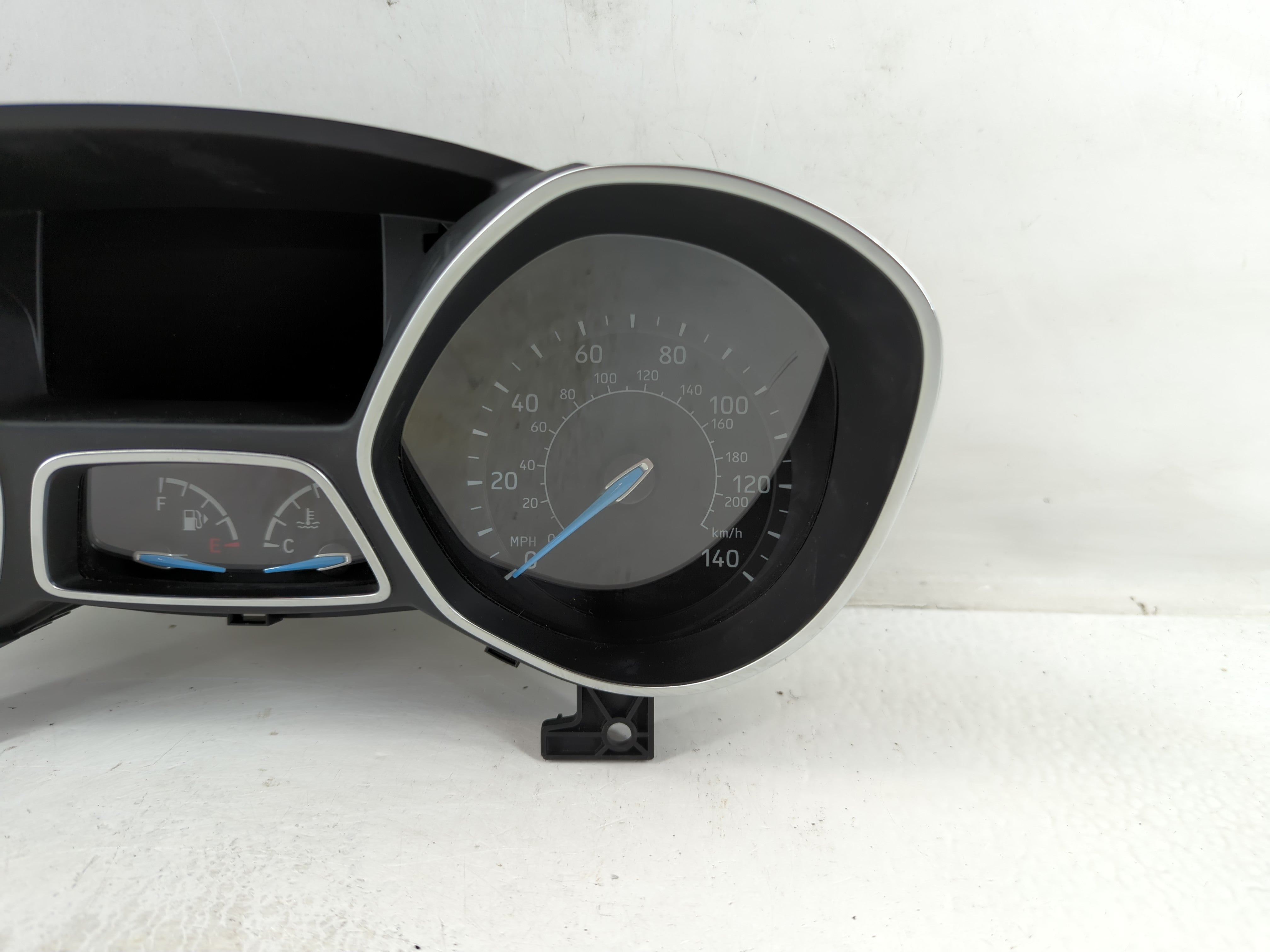 2017-2018 Ford Focus Instrument Cluster Speedometer Gauges P/N:F1ET-10849-CTP Fits Fits 2017 2018 OEM Used Auto Parts - Oemusedautoparts1.com