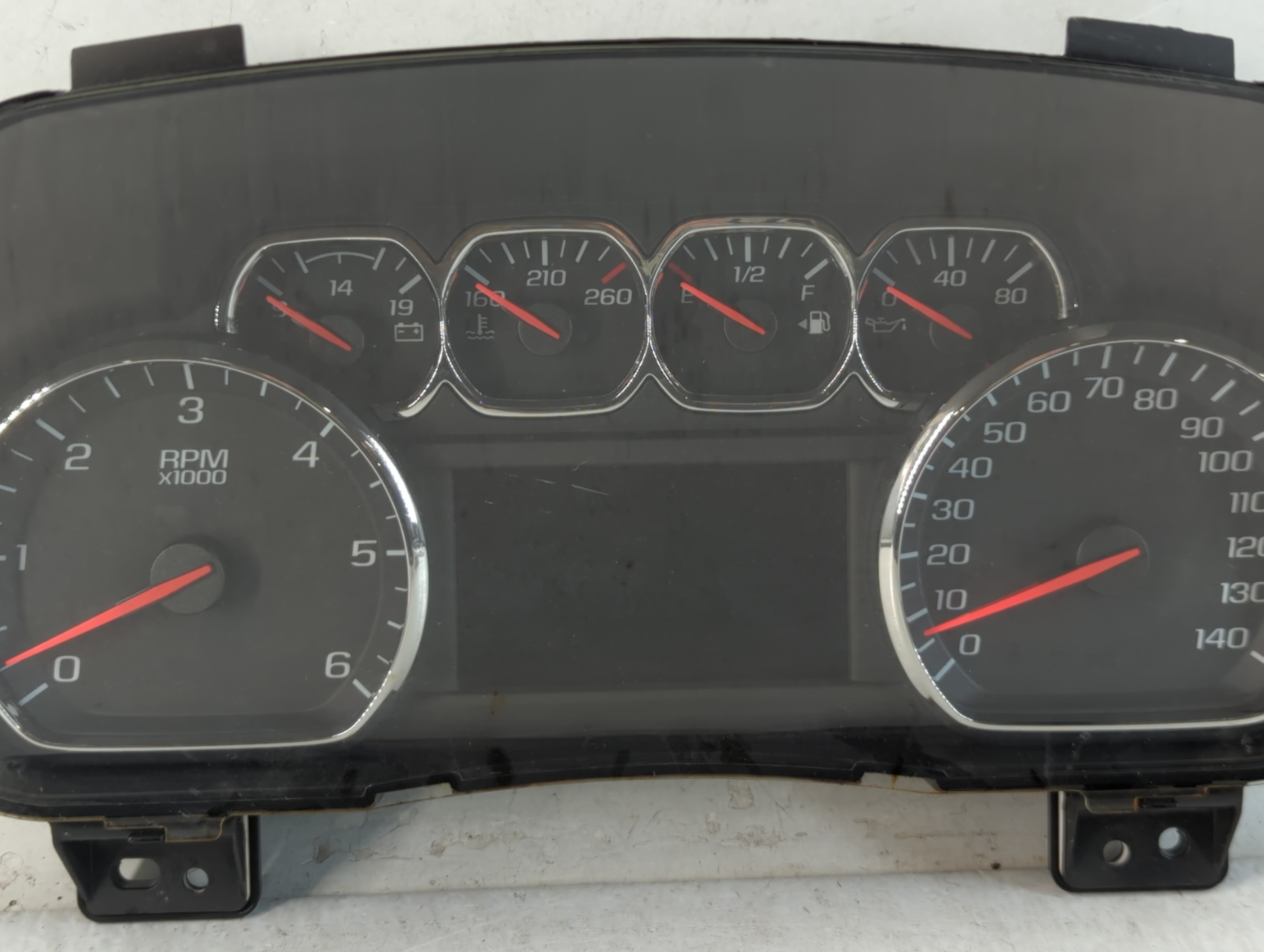 2014-2015 Chevrolet Silverado 1500 Instrument Cluster Speedometer Gauges P/N:23448515 Fits Fits 2014 2015 2017 2018 2019 OEM Used Auto Parts - Oemusedautoparts1.com