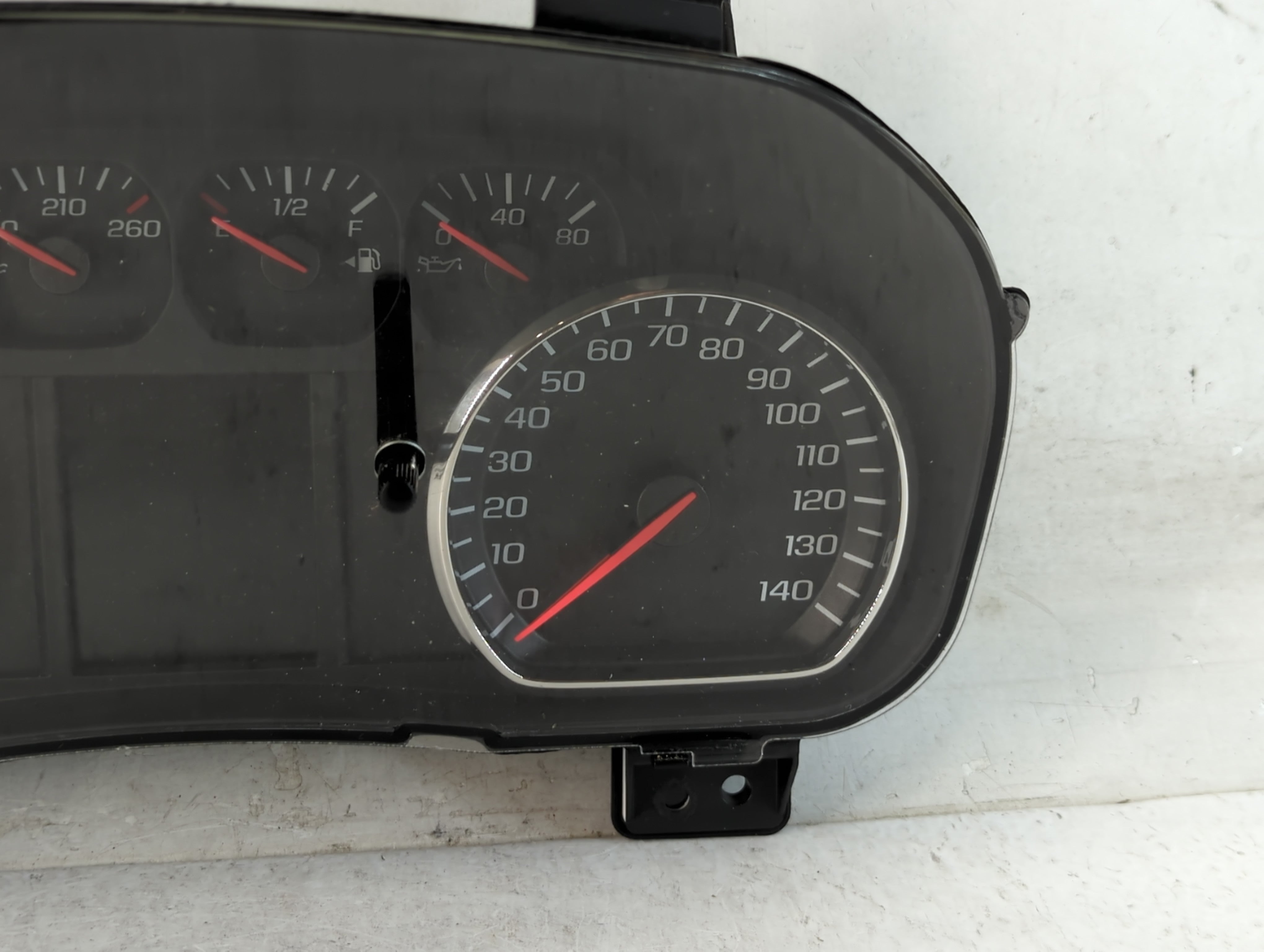 2016 Chevrolet Silverado 1500 Instrument Cluster Speedometer Gauges P/N:23348997 Fits OEM Used Auto Parts - Oemusedautoparts1.com