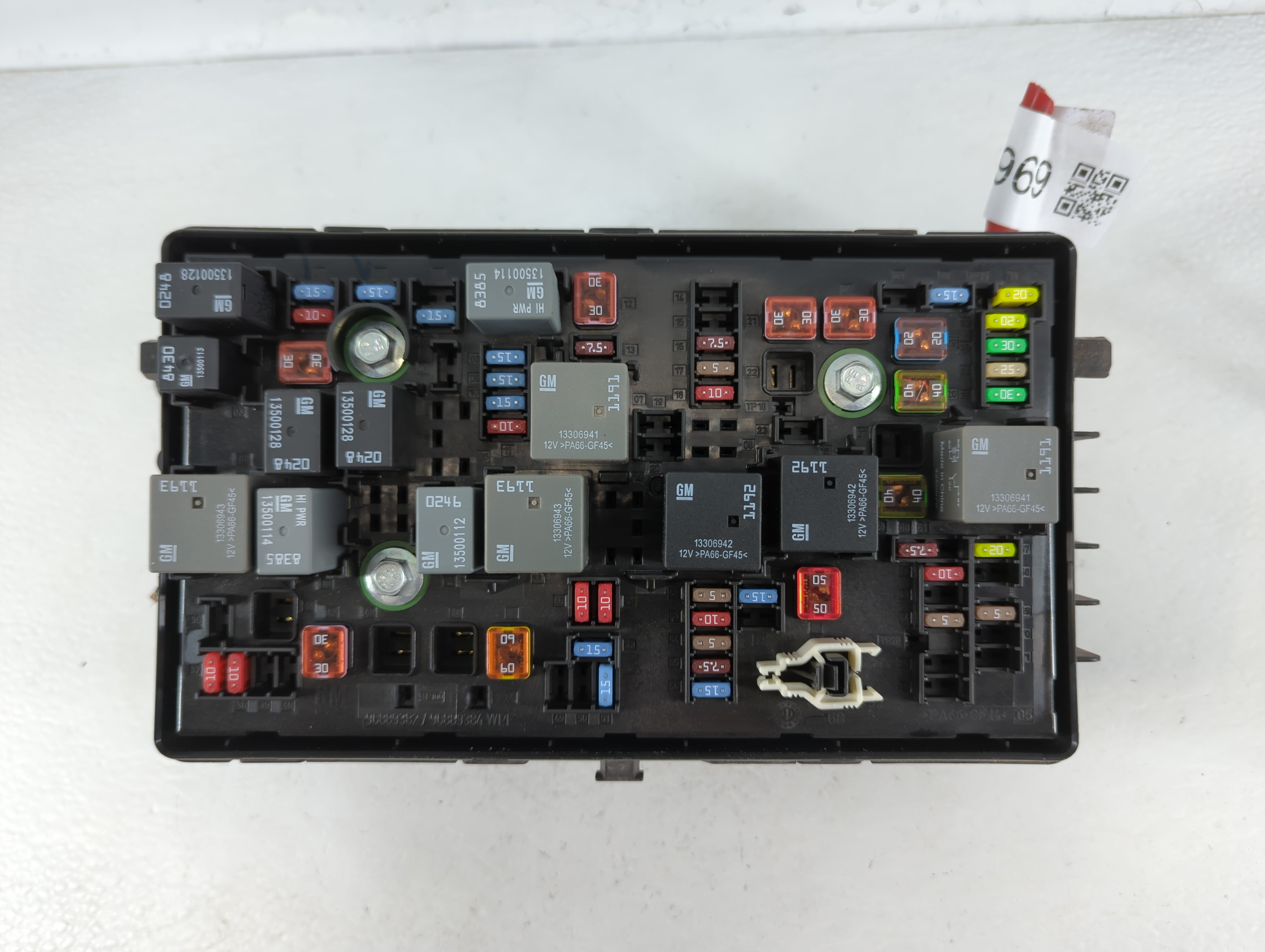 2015-2016 Chevrolet Cruze Fusebox Fuse Box Panel Relay Module P/N:94552220_01 Fits Fits 2015 2016 OEM Used Auto Parts - Oemusedautoparts1.com