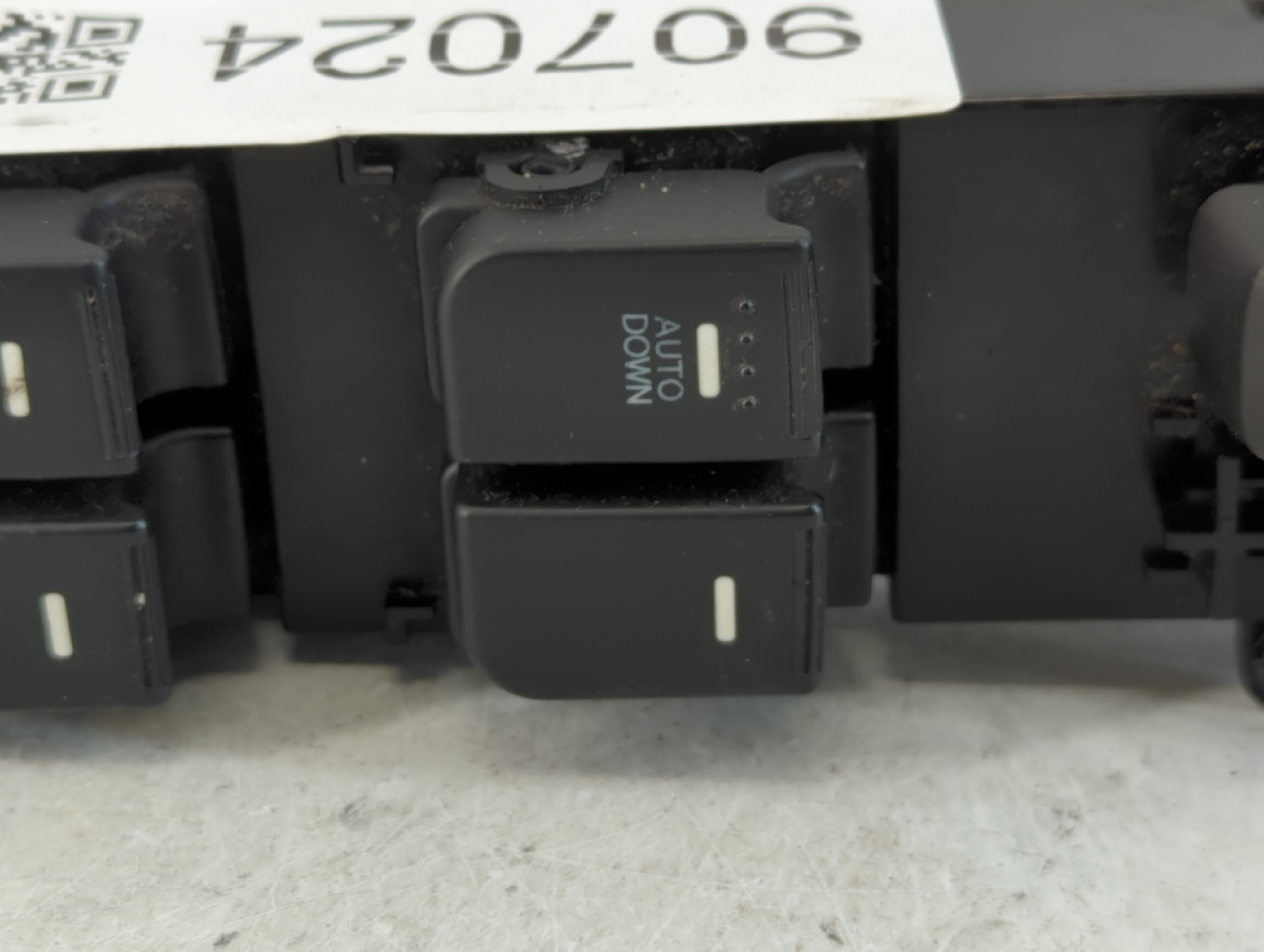 2011-2013 Kia Optima Master Power Window Switch Replacement Driver Side Left P/N:93570-2T000 Fits Fits 2011 2012 2013 OEM Used Auto Parts - Oemusedautoparts1.com