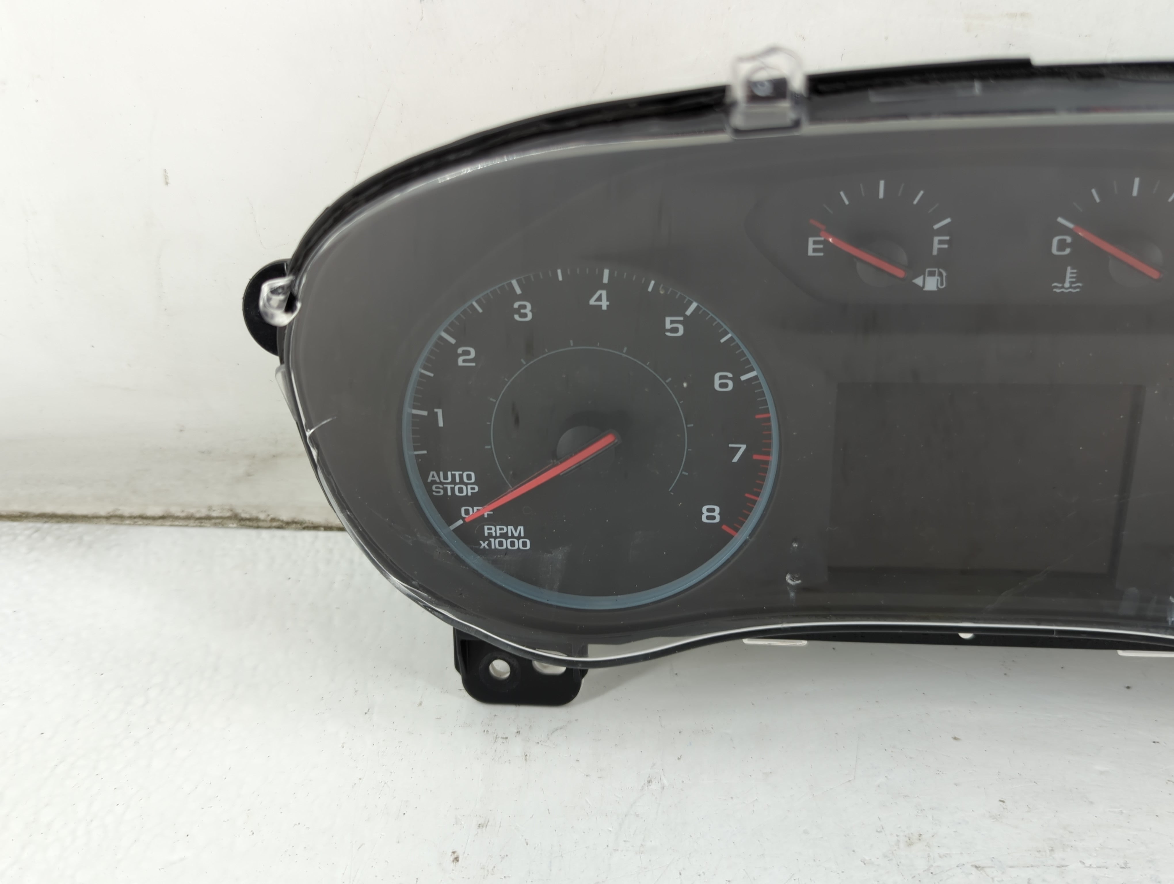 2020-2021 Chevrolet Traverse Instrument Cluster Speedometer Gauges P/N:84594411 Fits Fits 2020 2021 OEM Used Auto Parts - Oemusedautoparts1.com