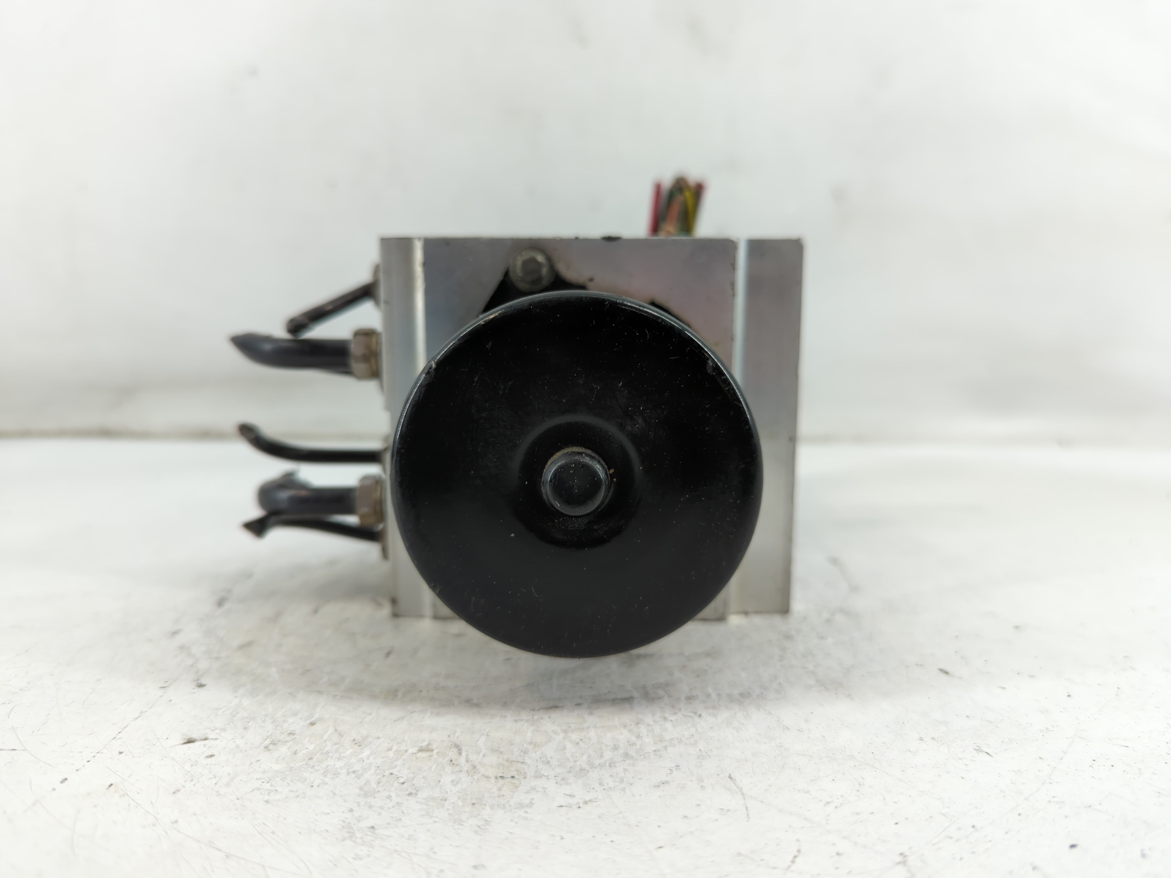 2012-2016 Chevrolet Impala ABS Pump Control Module Replacement P/N:20364448 Fits Fits 2012 2013 2014 2015 2016 OEM Used Auto Parts - Oemusedautoparts1.com