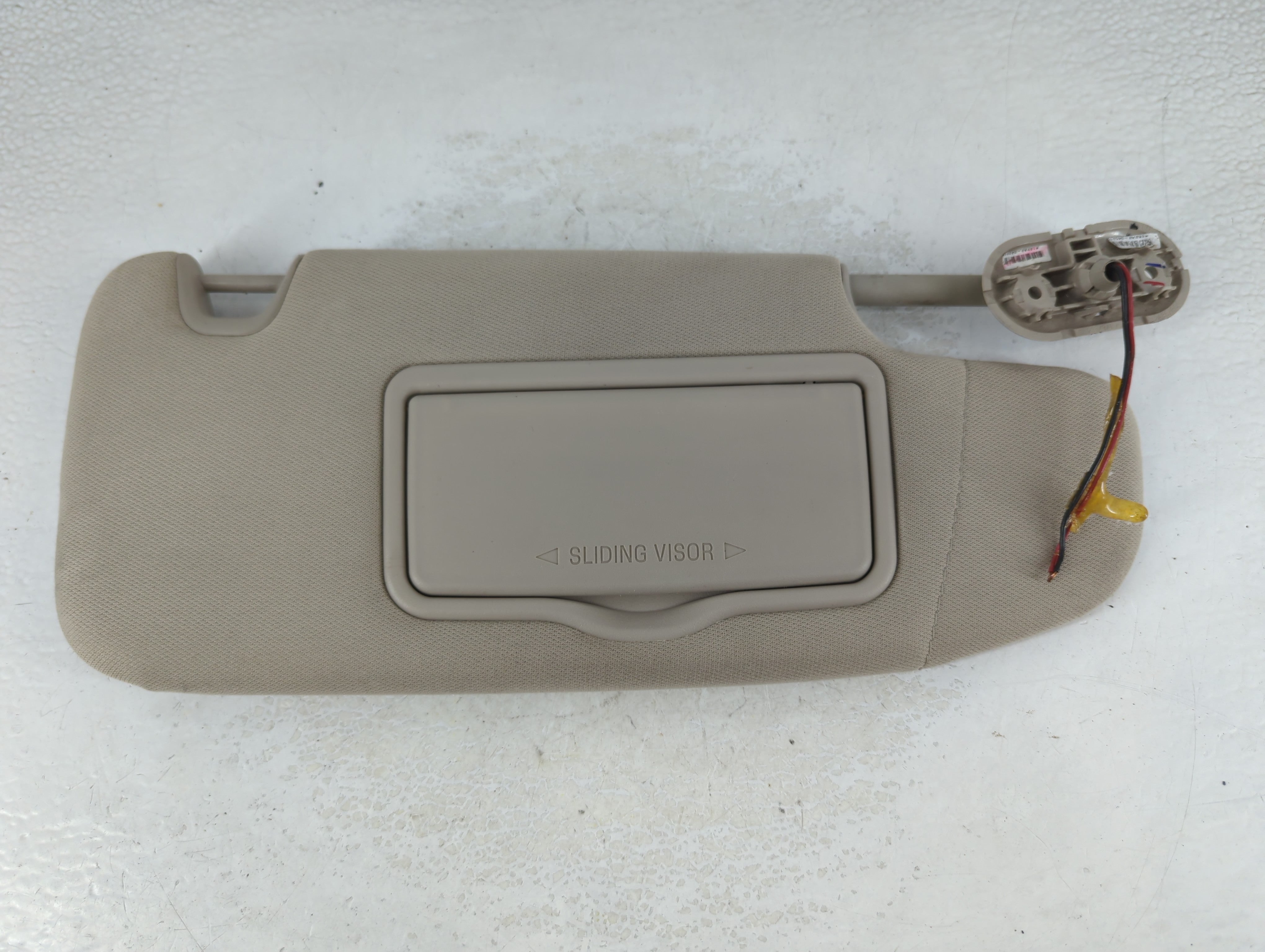 2010-2012 Ford Fusion Sun Visor Shade Replacement Passenger Right Mirror Fits Fits 2010 2011 2012 OEM Used Auto Parts - Oemusedautoparts1.com
