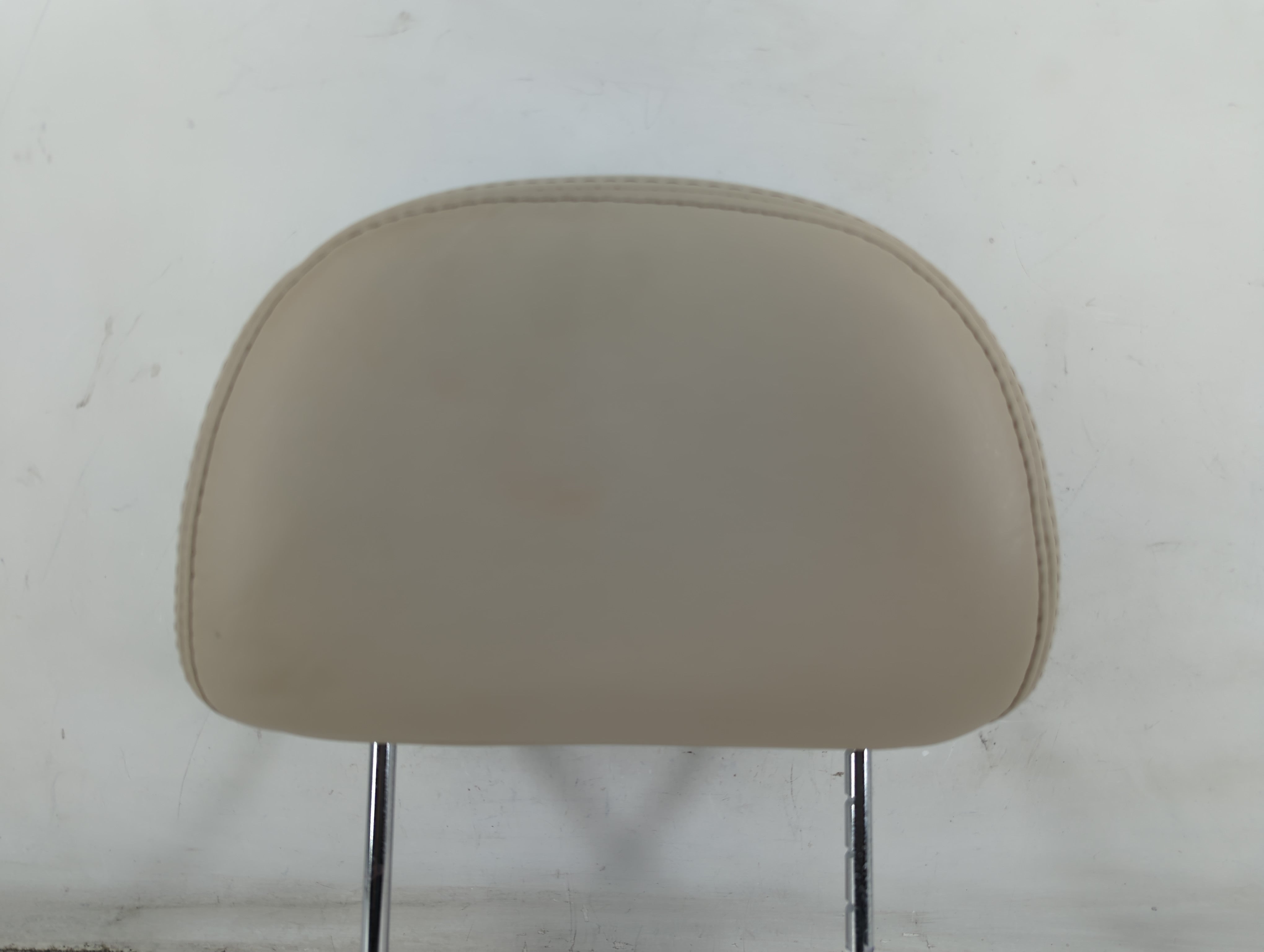 2000 Lincoln Continental Headrest Head Rest Front Driver Passenger Seat Fits OEM Used Auto Parts - Oemusedautoparts1.com