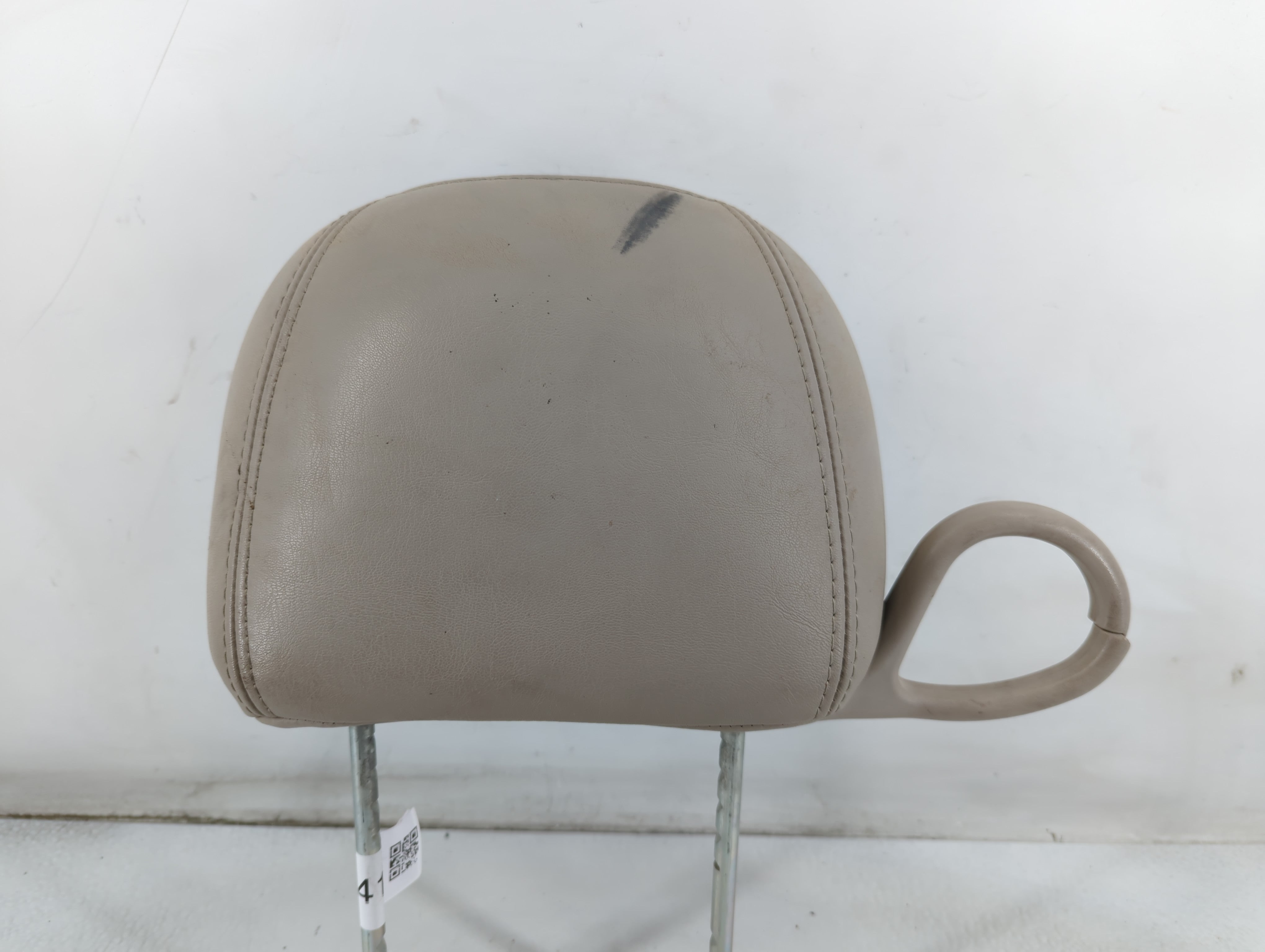 2005 Chrysler Pt Cruiser Headrest Head Rest Front Driver Passenger Seat Fits OEM Used Auto Parts - Oemusedautoparts1.com