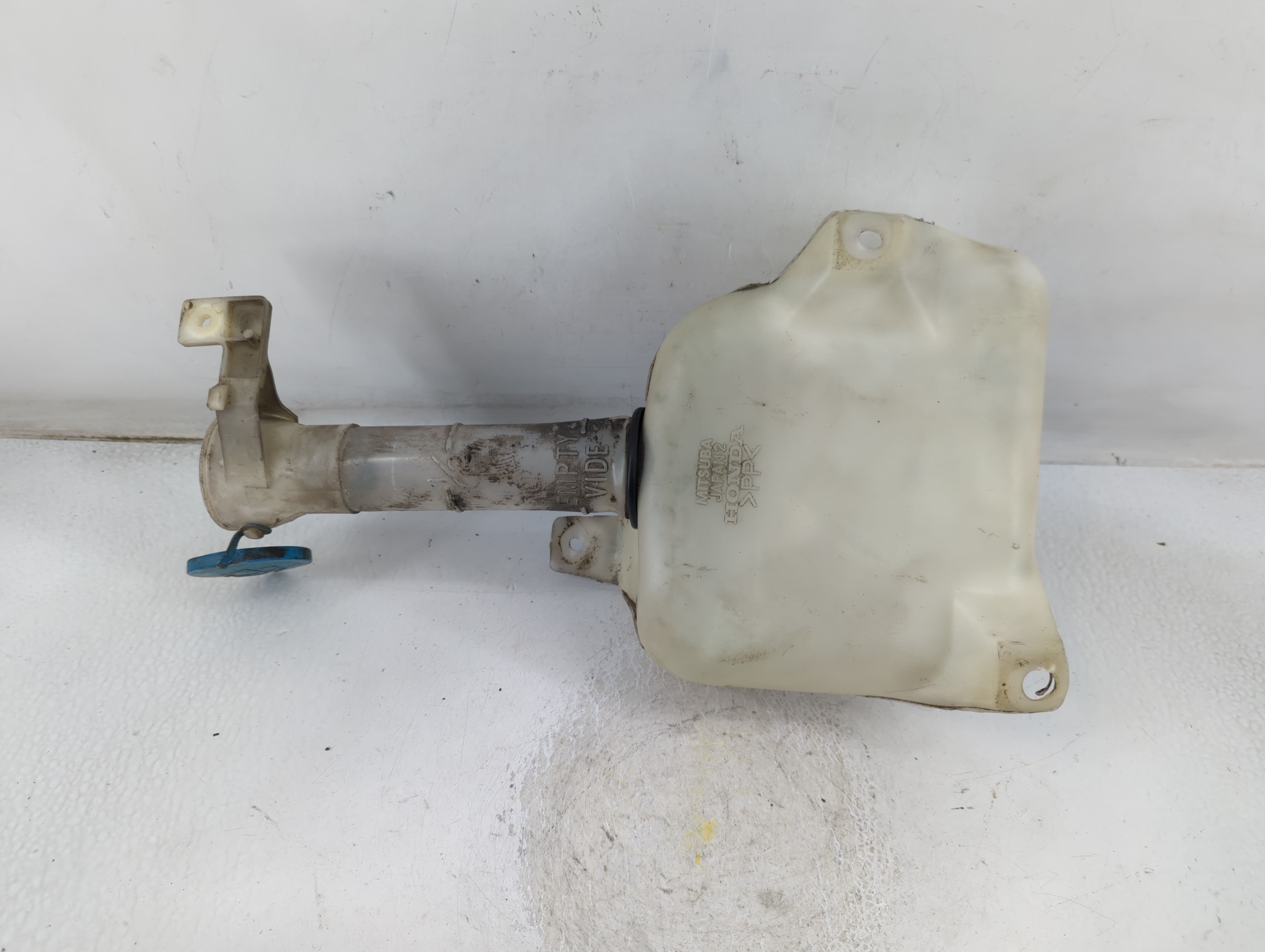 1997-2001 Honda Prelude Windshield Washer Fluid Reservoir Bottle Oem - Oemusedautoparts1.com
