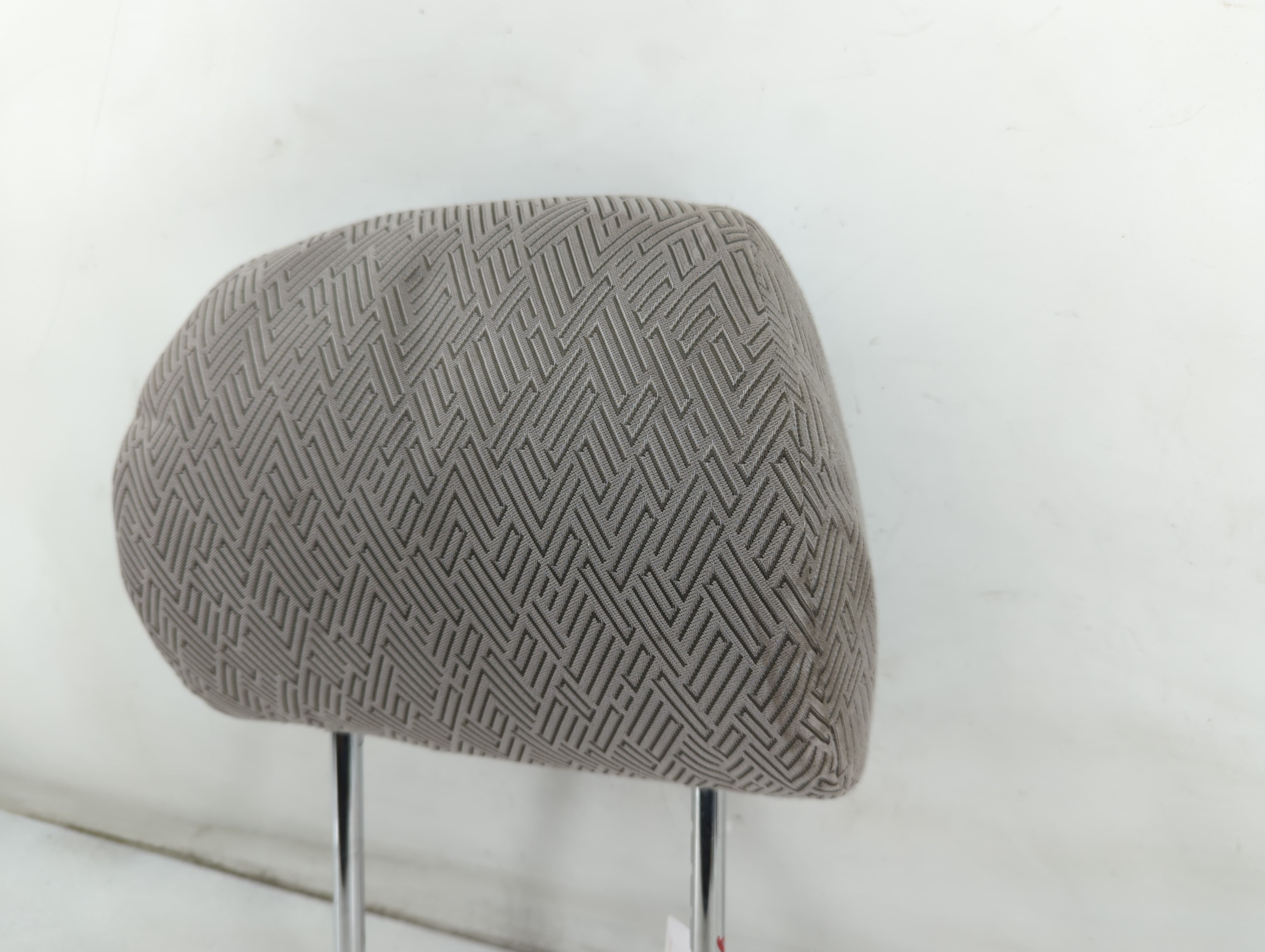 2001-2003 Toyota Highlander Headrest Head Rest Front Driver Passenger Seat Fits Fits 2001 2002 2003 OEM Used Auto Parts - Oemusedautoparts1.com