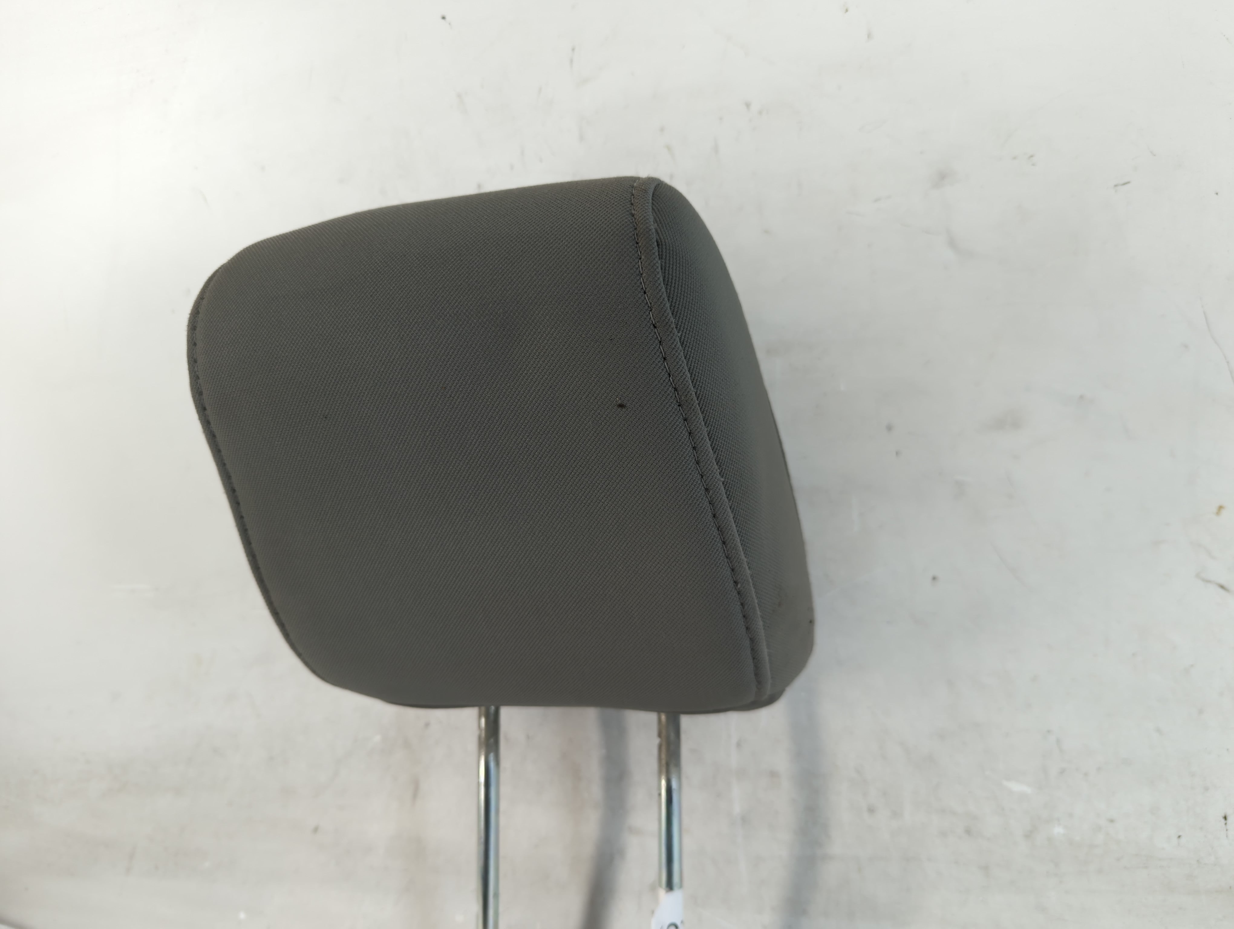 2008-2012 Jeep Liberty Headrest Head Rest Front Driver Passenger Seat Fits Fits 2008 2009 2010 2011 2012 OEM Used Auto Parts - Oemusedautoparts1.com