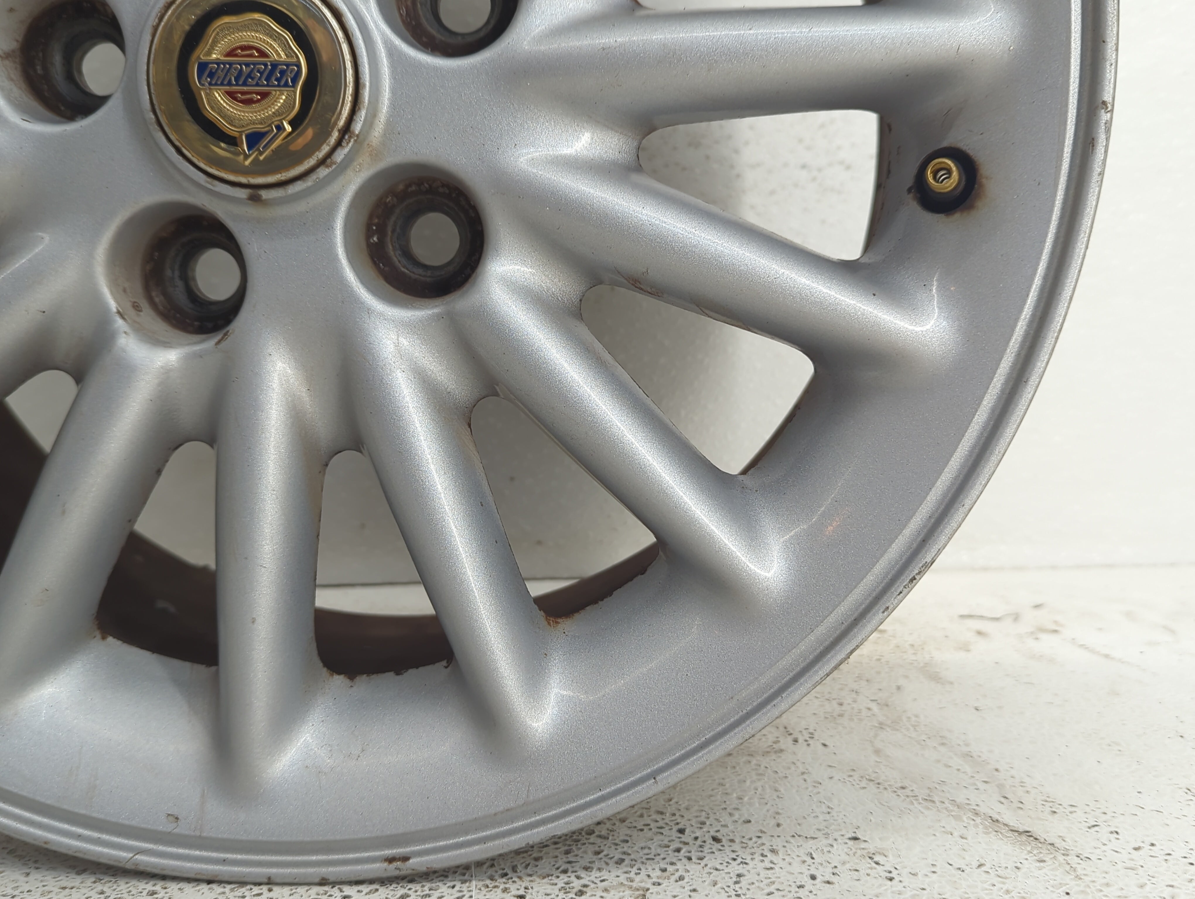 1998-2001 Chrysler Concorde Wheel Rim Oem - Oemusedautoparts1.com