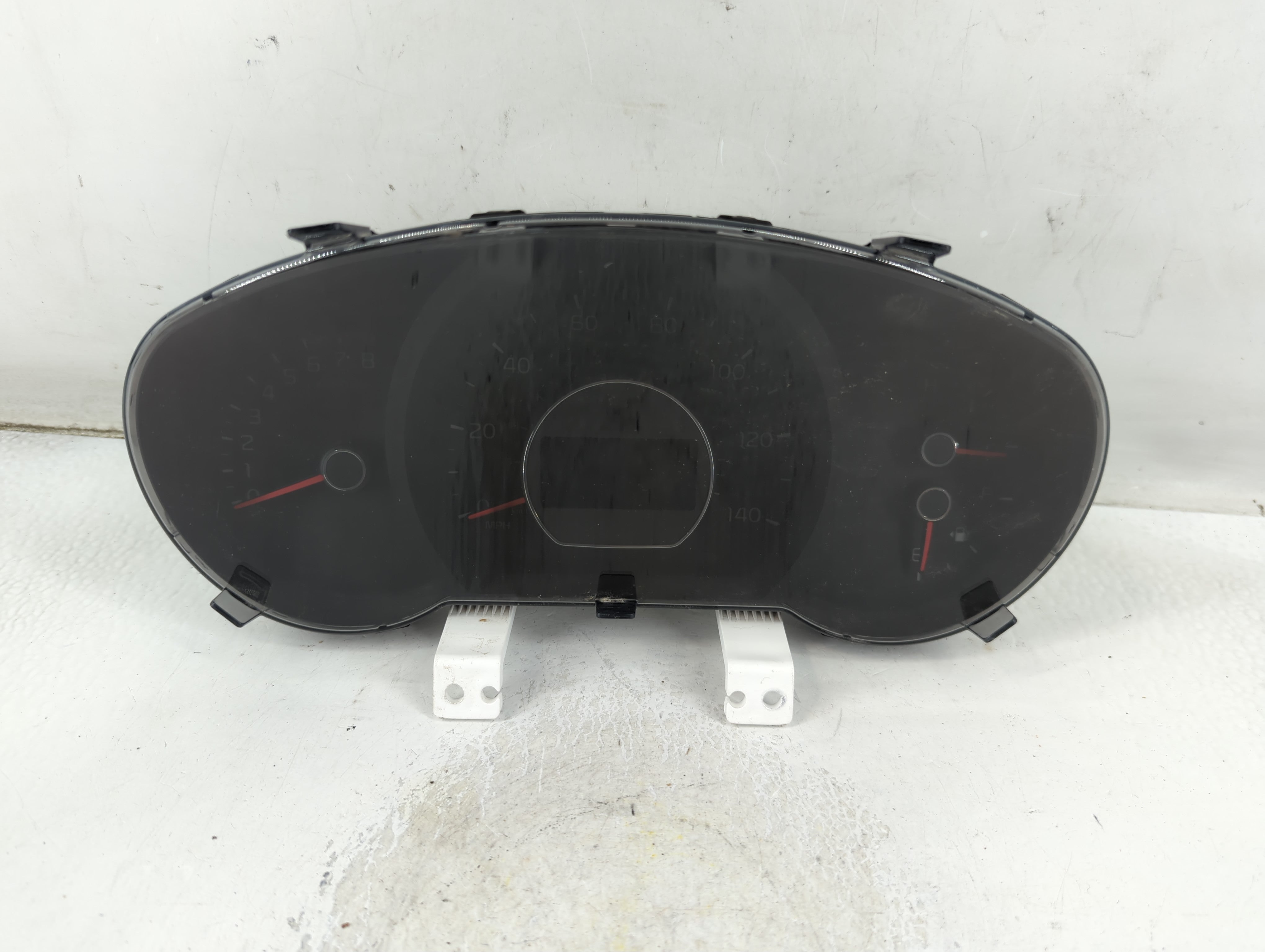 2014-2015 Kia Soul Instrument Cluster Speedometer Gauges P/N:94006-B2510 Fits Fits 2014 2015 OEM Used Auto Parts - Oemusedautoparts1.com