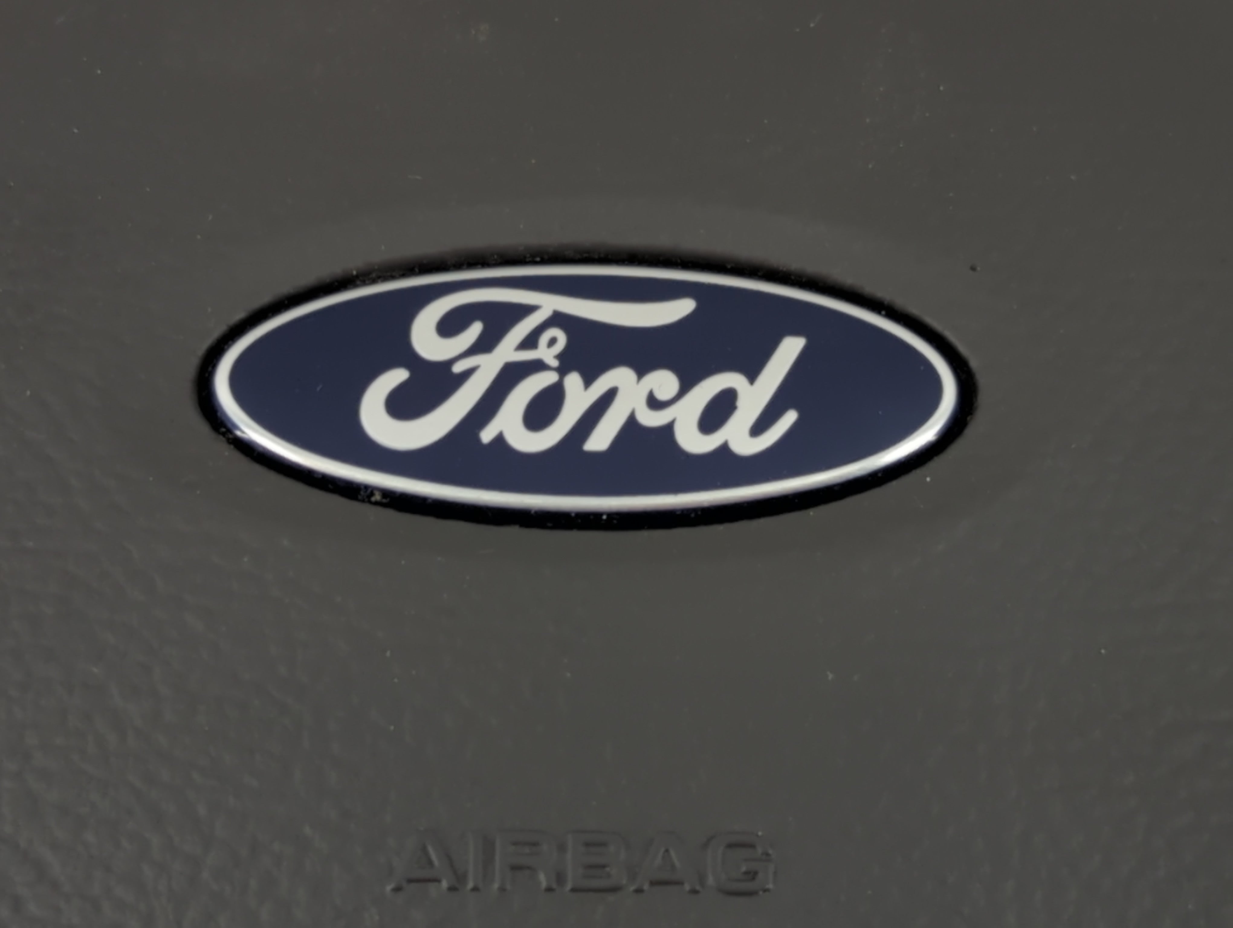 2011-2012 Ford Taurus Air Bag Driver Left Steering Wheel Mounted P/N:1015451 Fits Fits 2011 2012 OEM Used Auto Parts - Oemusedautoparts1.com