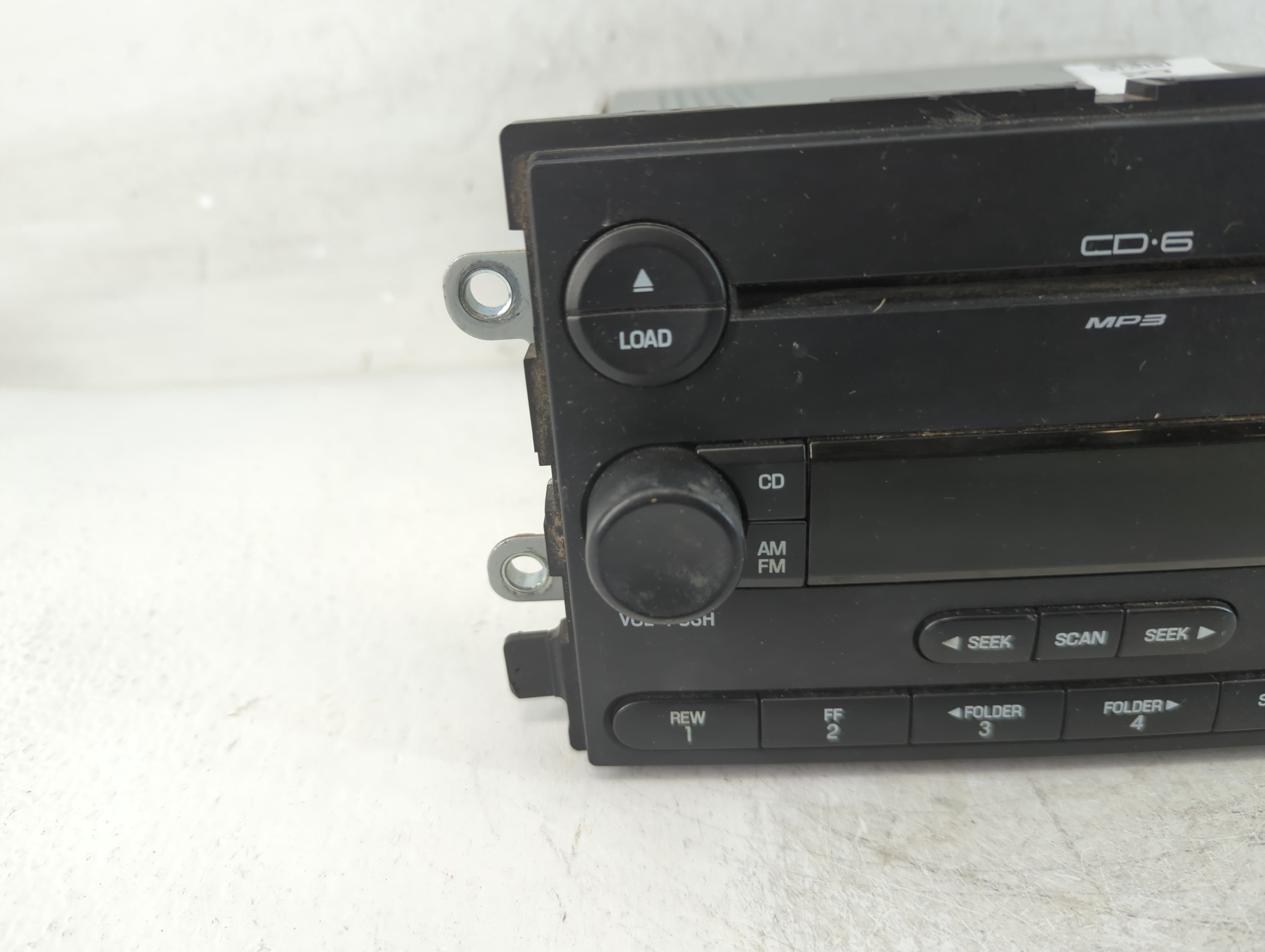 2007 Ford Freestyle Radio AM FM Cd Player Receiver Replacement P/N:7F9T-18C815-BA Fits OEM Used Auto Parts - Oemusedautoparts1.com