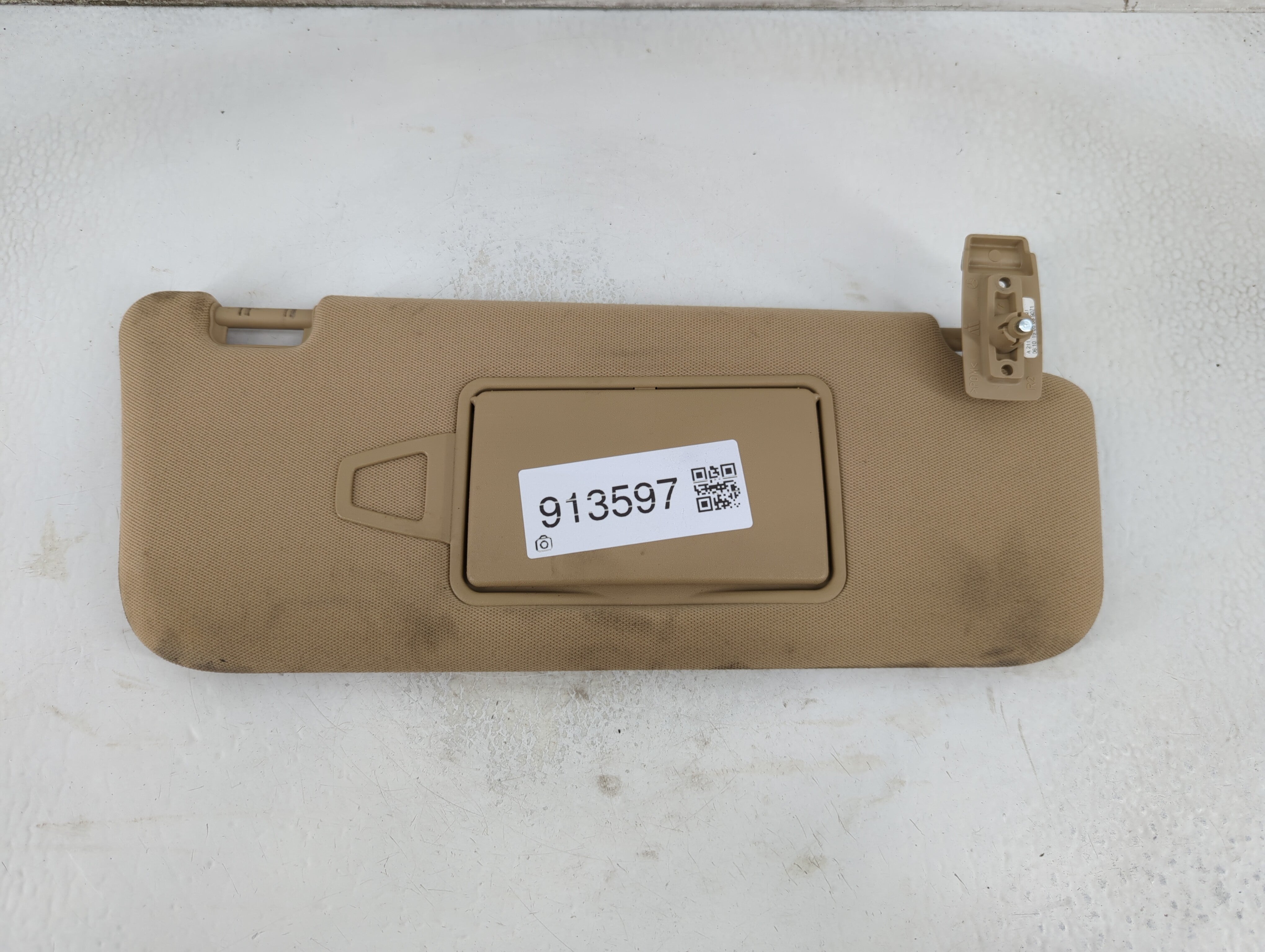 2006-2009 Mercedes-Benz E350 Sun Visor Shade Replacement Passenger Right Mirror Fits Fits 2003 2004 2005 2006 2007 2008 2009 OEM Used Auto Parts - Oemusedautoparts1.com