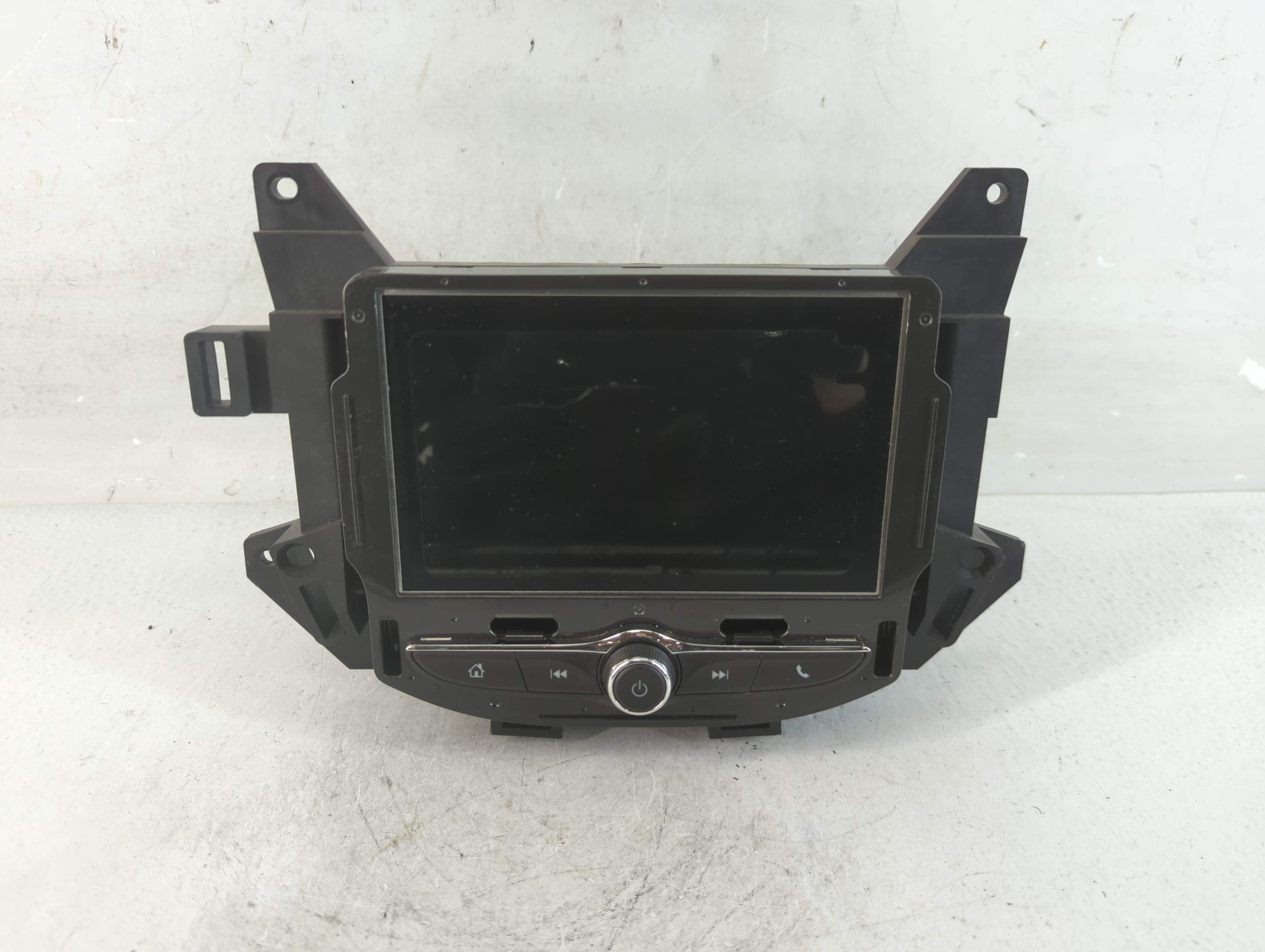 2023 Chevrolet Trailblazer Radio AM FM Cd Player Receiver Replacement P/N:73105 42483934, 86810851 Fits OEM Used Auto Parts - Oemusedautoparts1.com