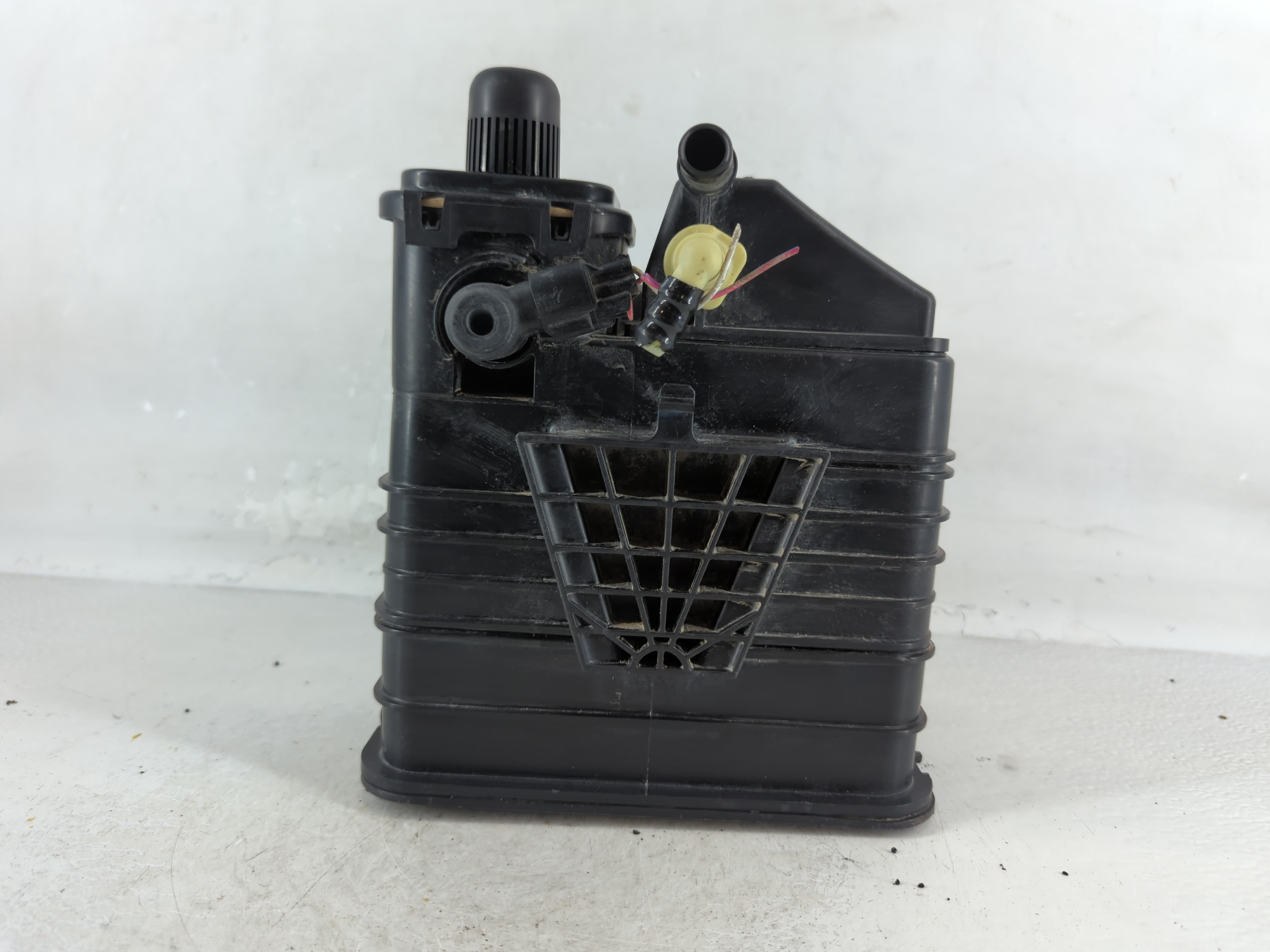 2013 Buick Verano Fuel Vapor Charcoal Canister - Oemusedautoparts1.com
