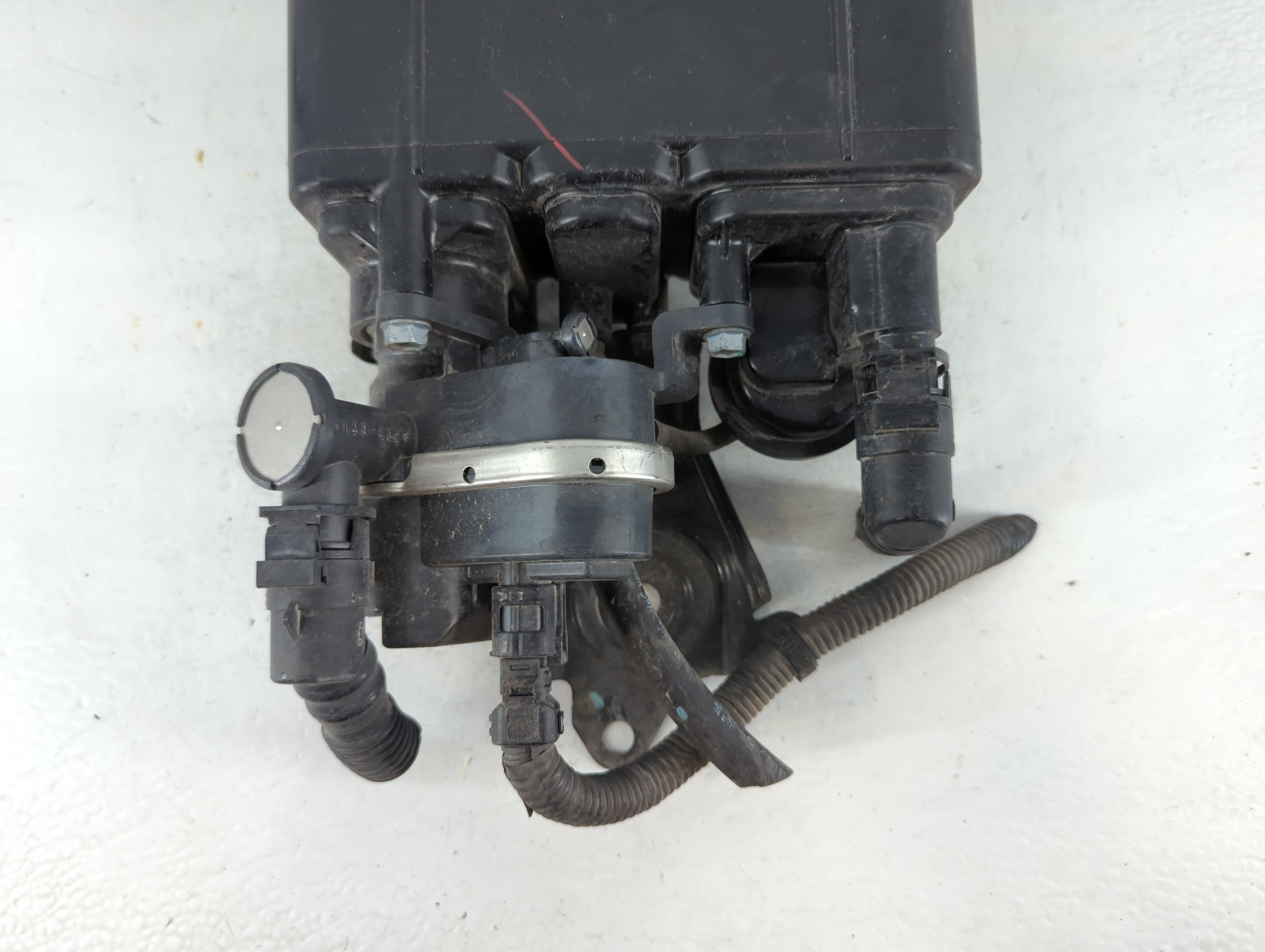 2009 Toyota Camry Fuel Vapor Charcoal Canister - Oemusedautoparts1.com