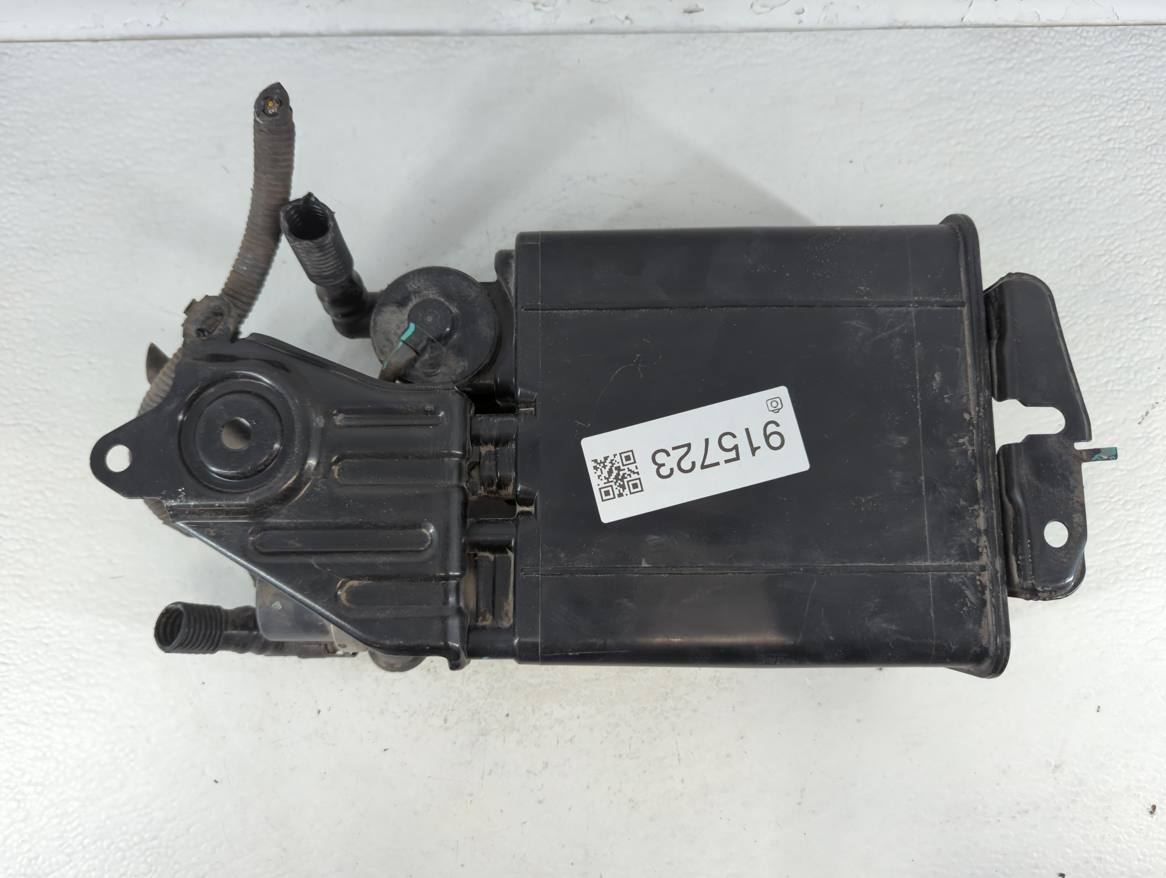 2009 Toyota Camry Fuel Vapor Charcoal Canister - Oemusedautoparts1.com