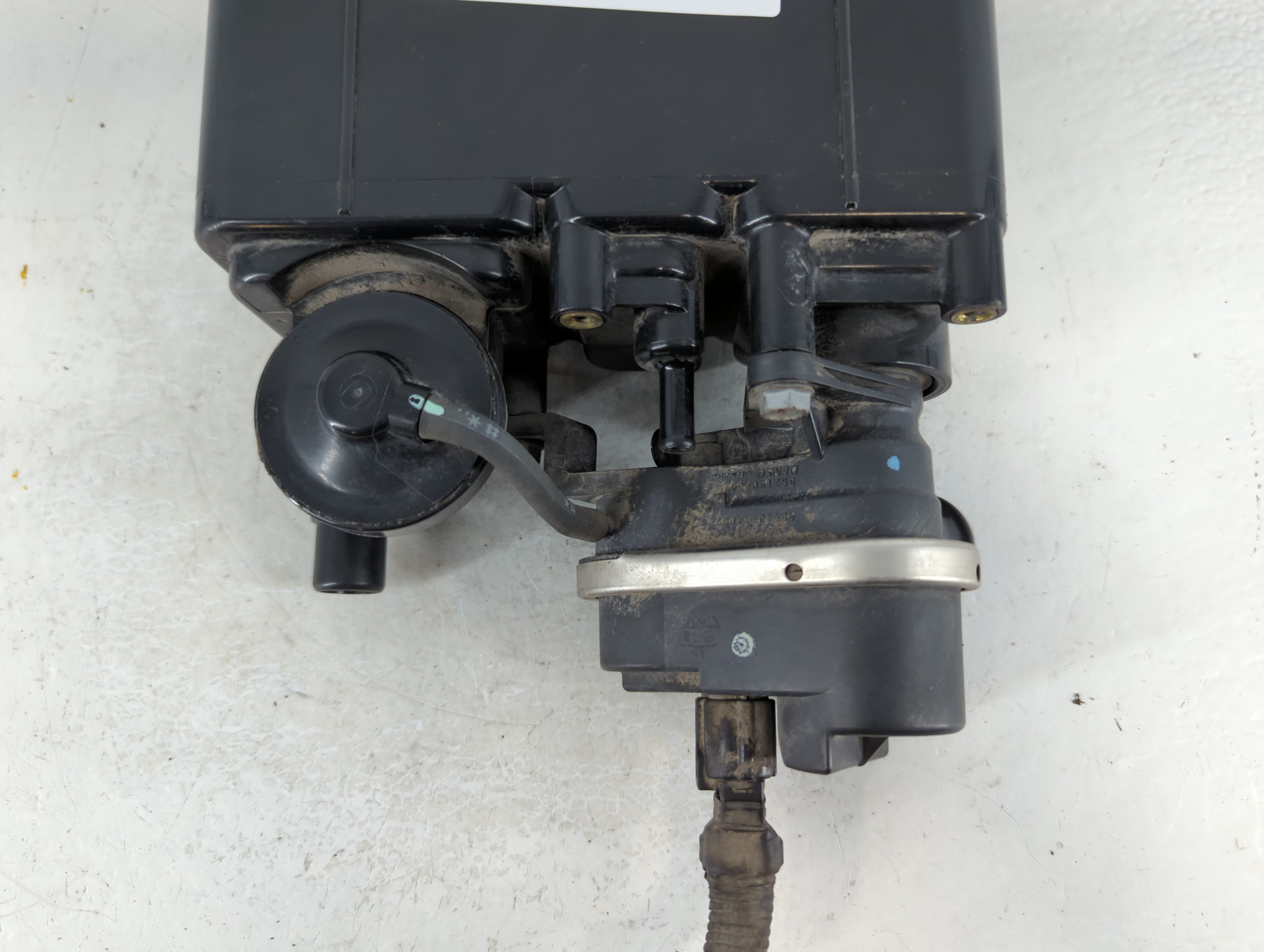 2010 Scion Xb Fuel Vapor Charcoal Canister - Oemusedautoparts1.com