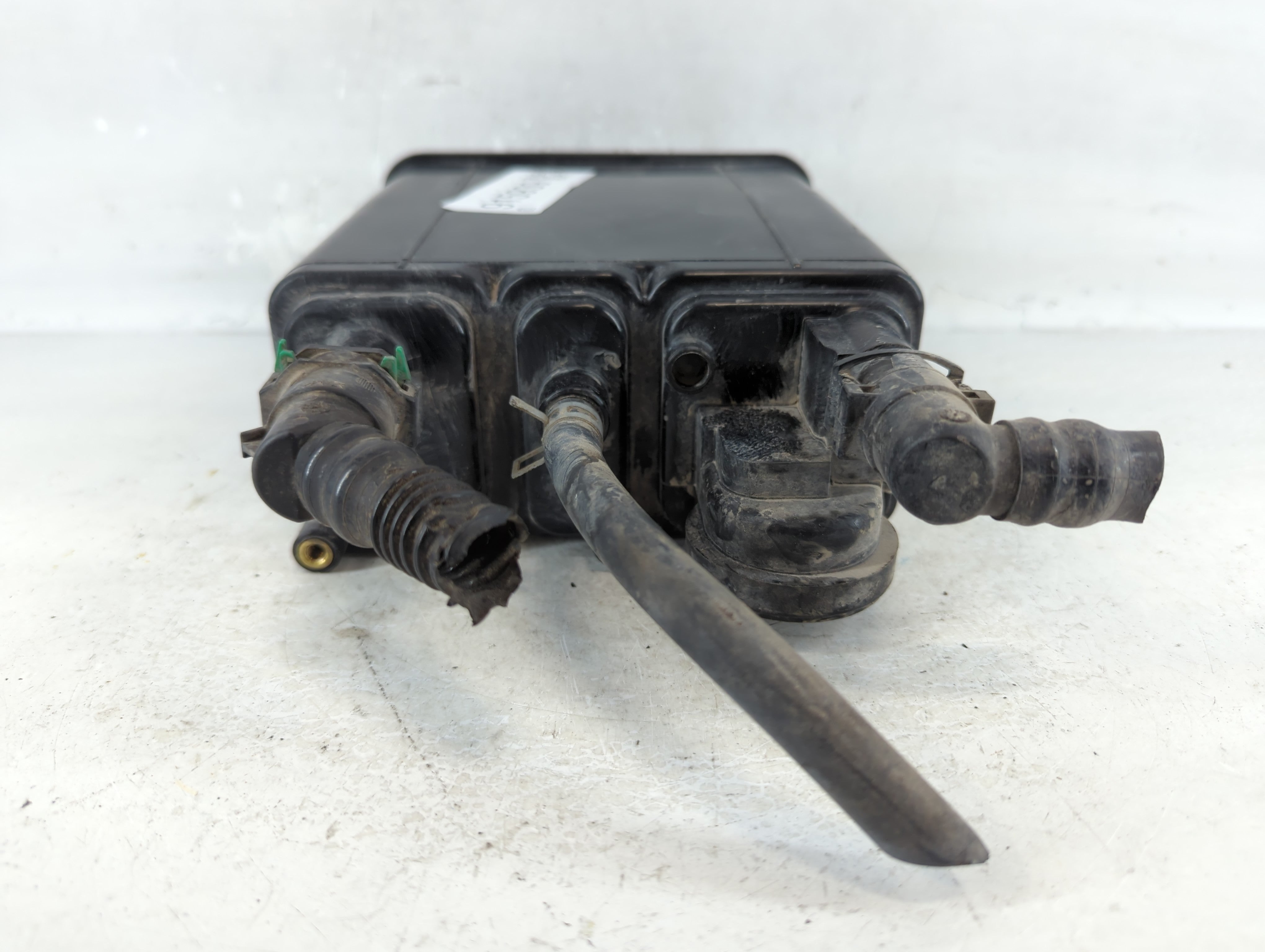 2007 Toyota Camry Fuel Vapor Charcoal Canister - Oemusedautoparts1.com