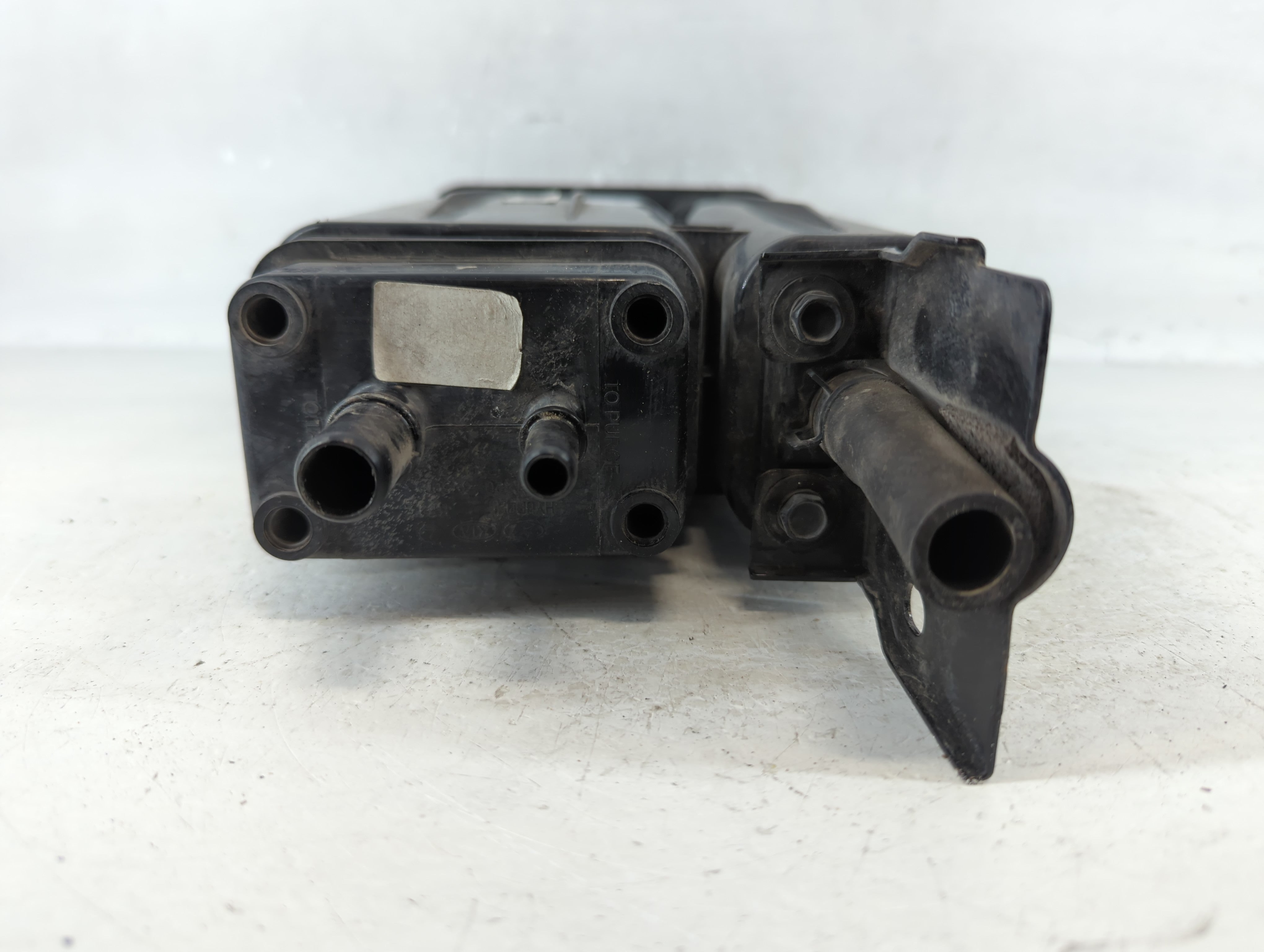 2016 Hyundai Azera Fuel Vapor Charcoal Canister - Oemusedautoparts1.com