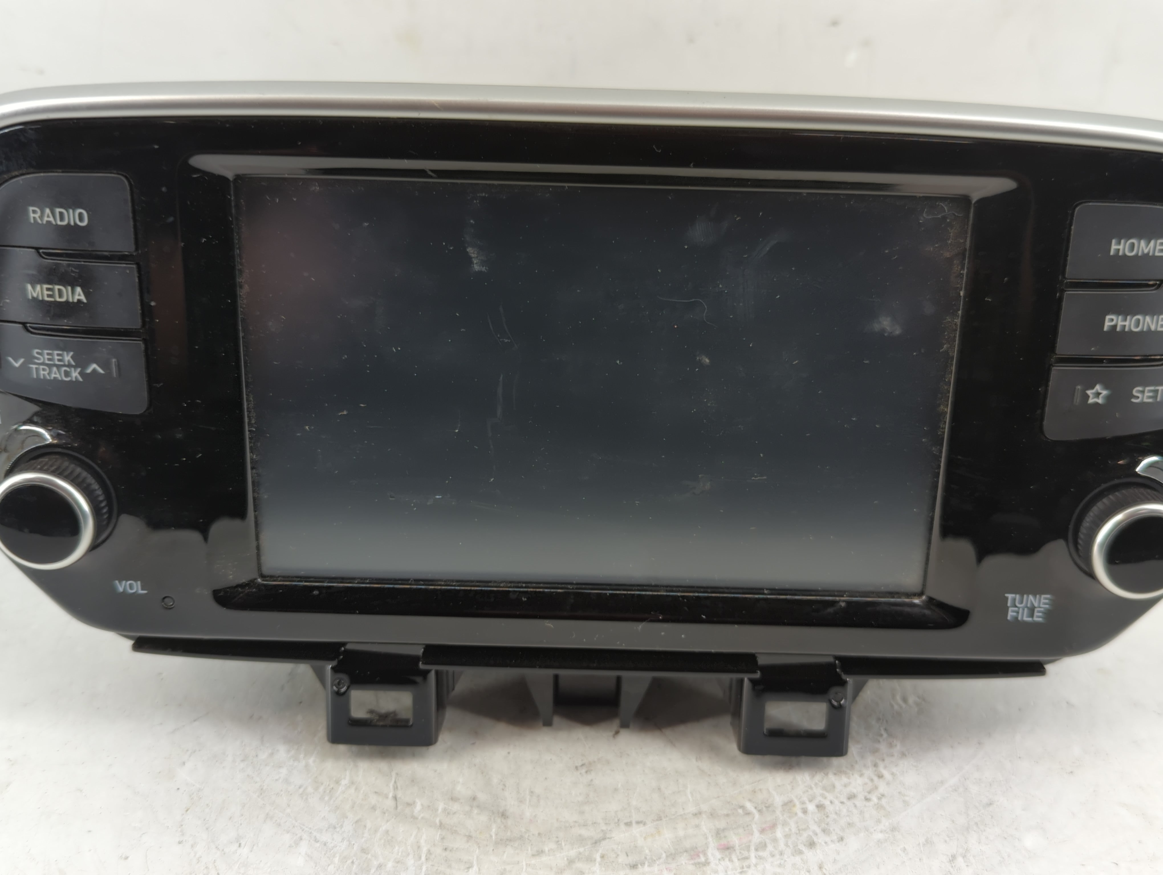 2019-2021 Hyundai Tucson Radio AM FM Cd Player Receiver Replacement P/N:96160D3810ZL5 Fits Fits 2019 2020 2021 OEM Used Auto Parts - Oemusedautoparts1.com
