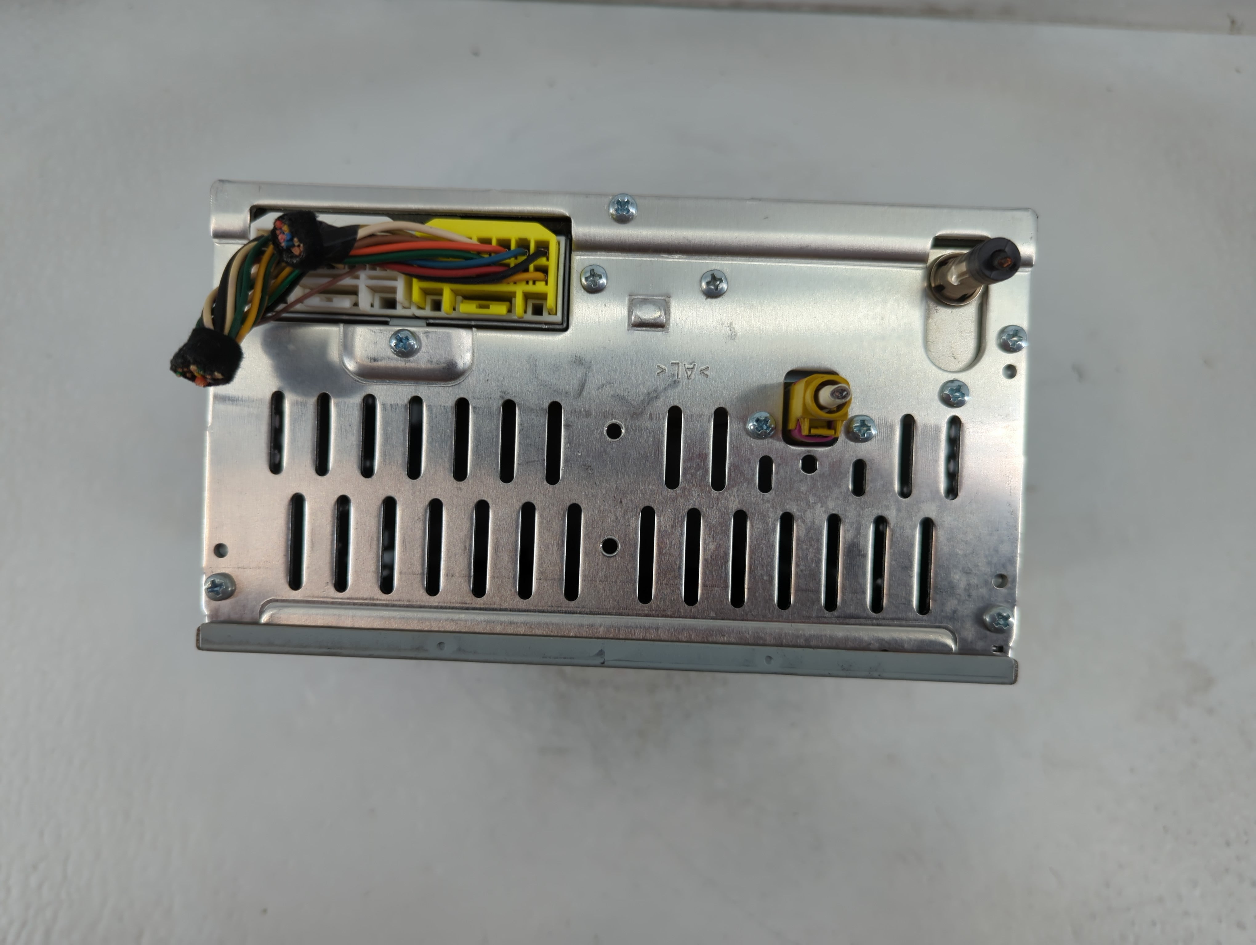 2014-2016 Kia Soul Radio AM FM Cd Player Receiver Replacement P/N:96170-B2090CA Fits Fits 2014 2015 2016 OEM Used Auto Parts - Oemusedautoparts1.com