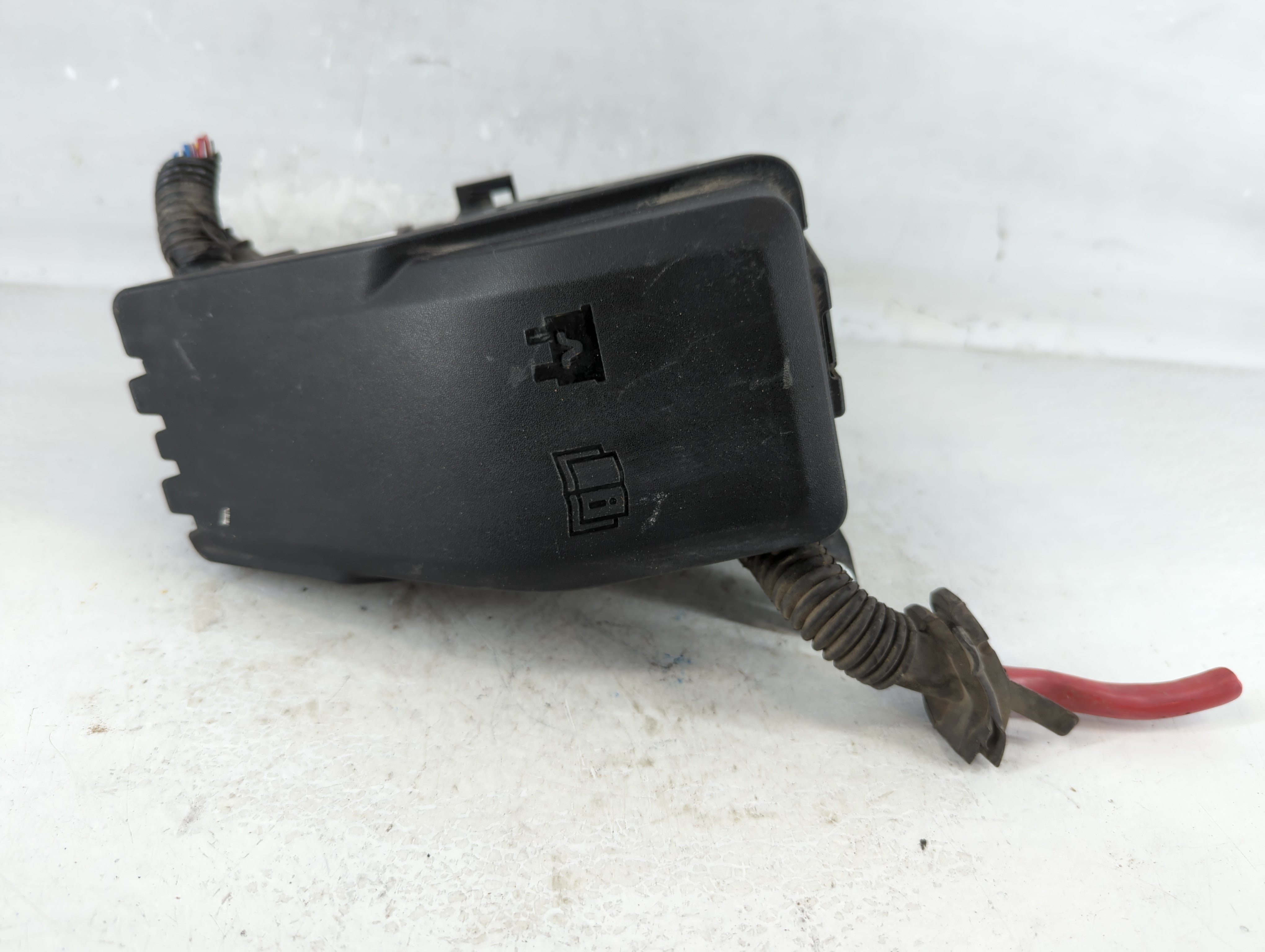 2012-2014 Volvo S60 Fusebox Fuse Box Panel Relay Module P/N:31346538 6G9T-14A079 Fits Fits 2011 2012 2013 2014 OEM Used Auto Parts - Oemusedautoparts1.com