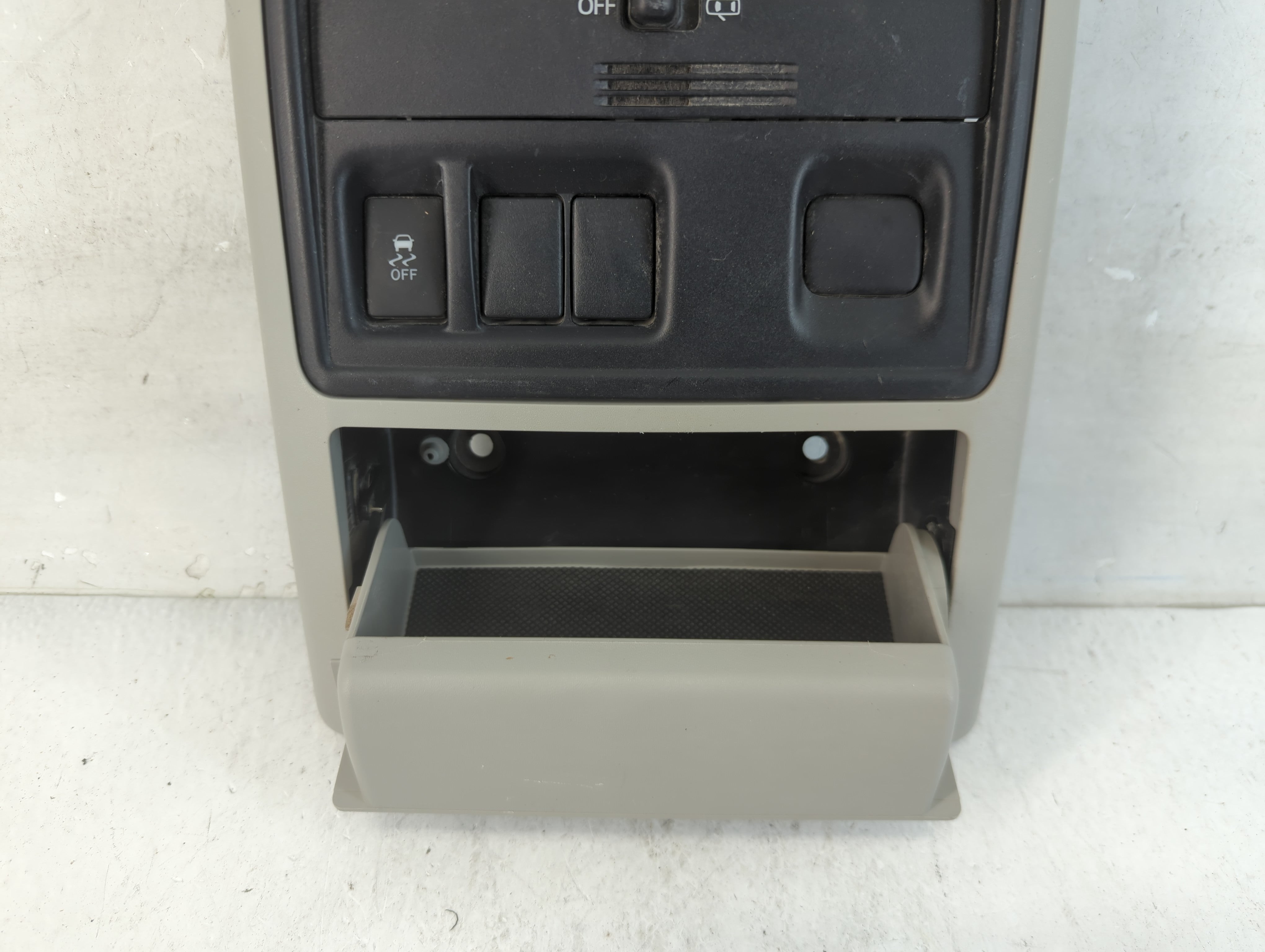 2019 Toyota 4runner Overhead Roof Console - Oemusedautoparts1.com
