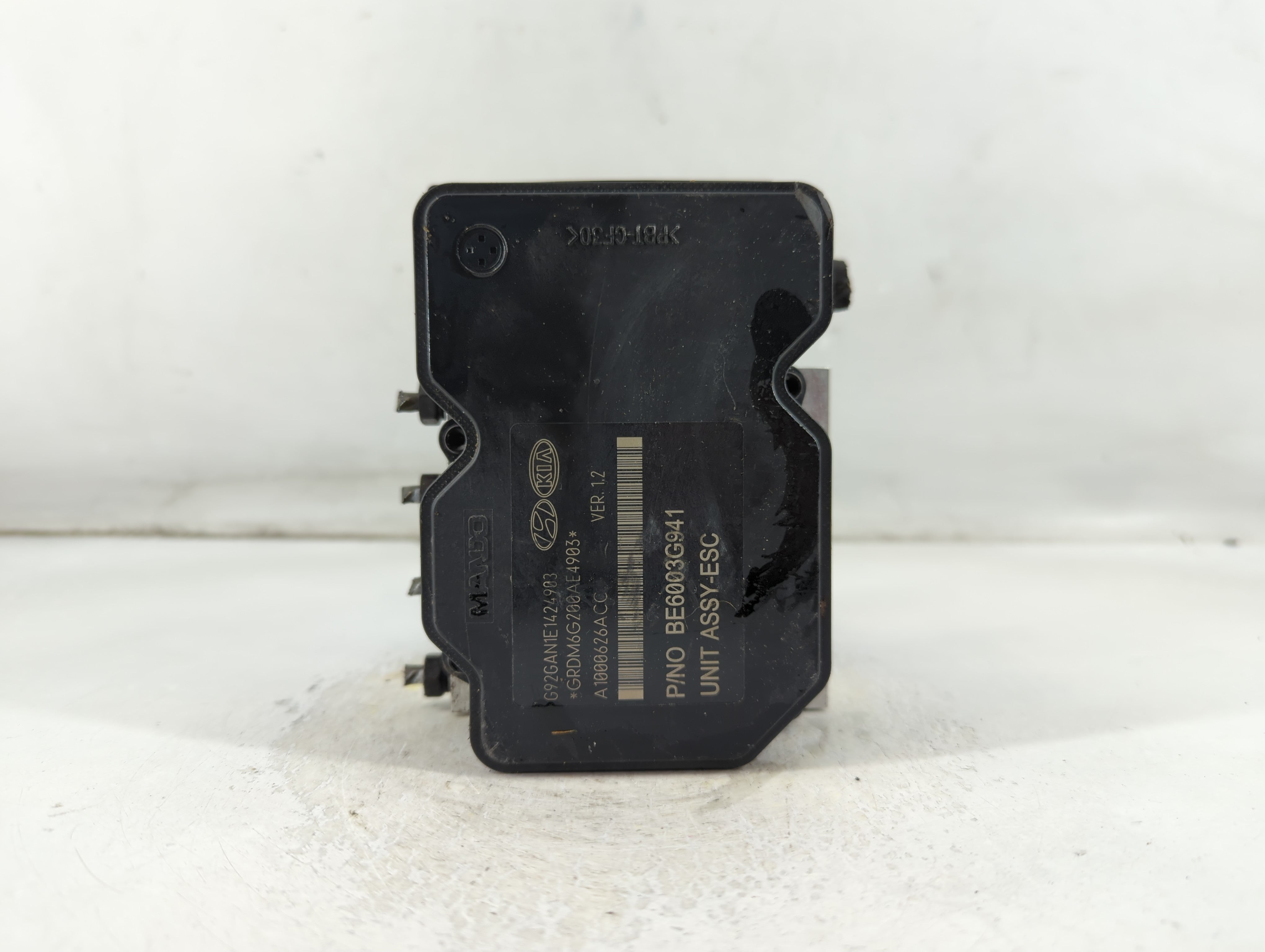 2016-2017 Kia Rio ABS Pump Control Module Replacement P/N:58920-1W470 Fits Fits 2016 2017 OEM Used Auto Parts - Oemusedautoparts1.com