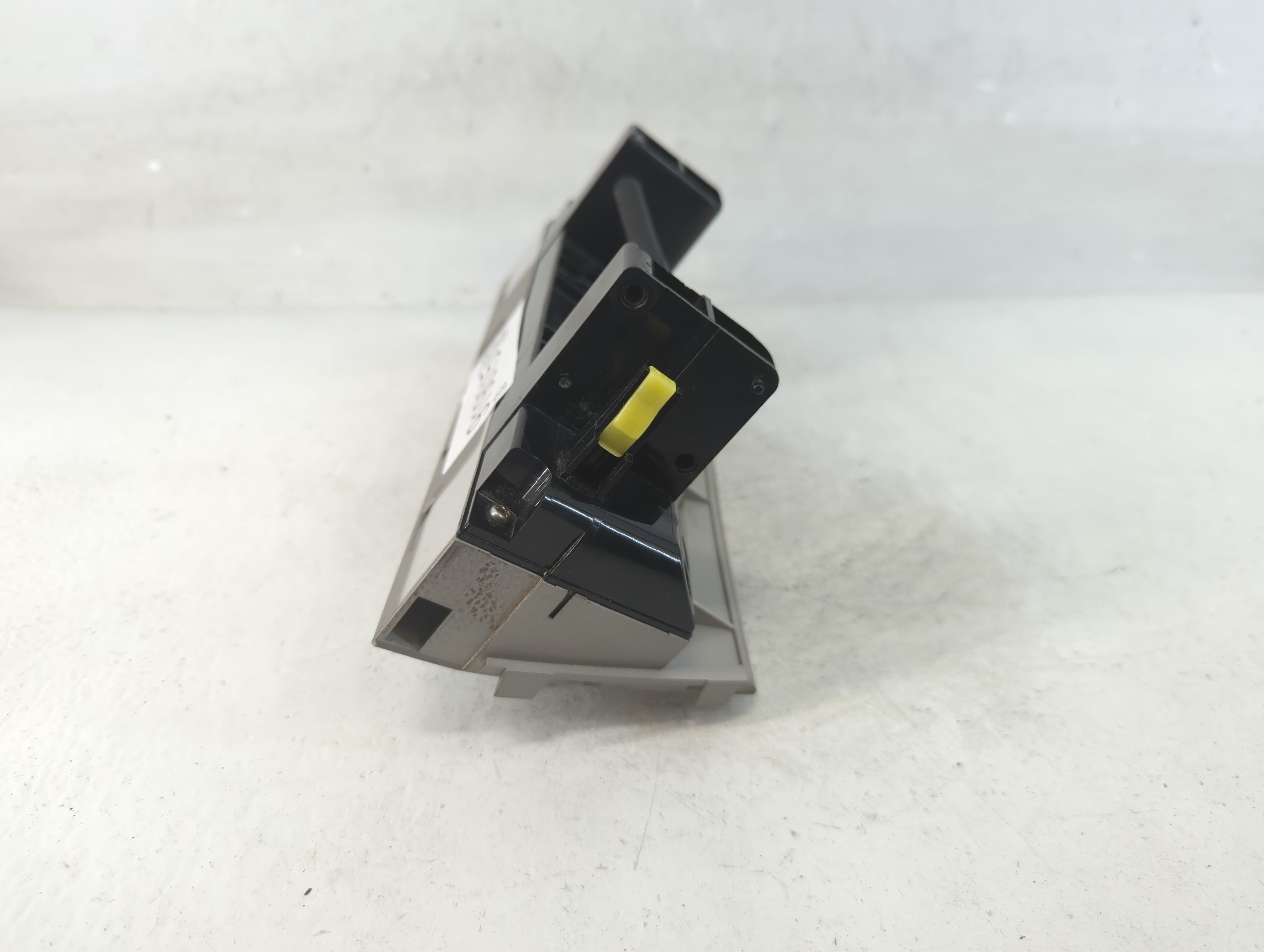 2007-2009 Toyota Camry Climate Control Module Temperature AC/Heater Replacement Fits Fits 2007 2008 2009 OEM Used Auto Parts - Oemusedautoparts1.com