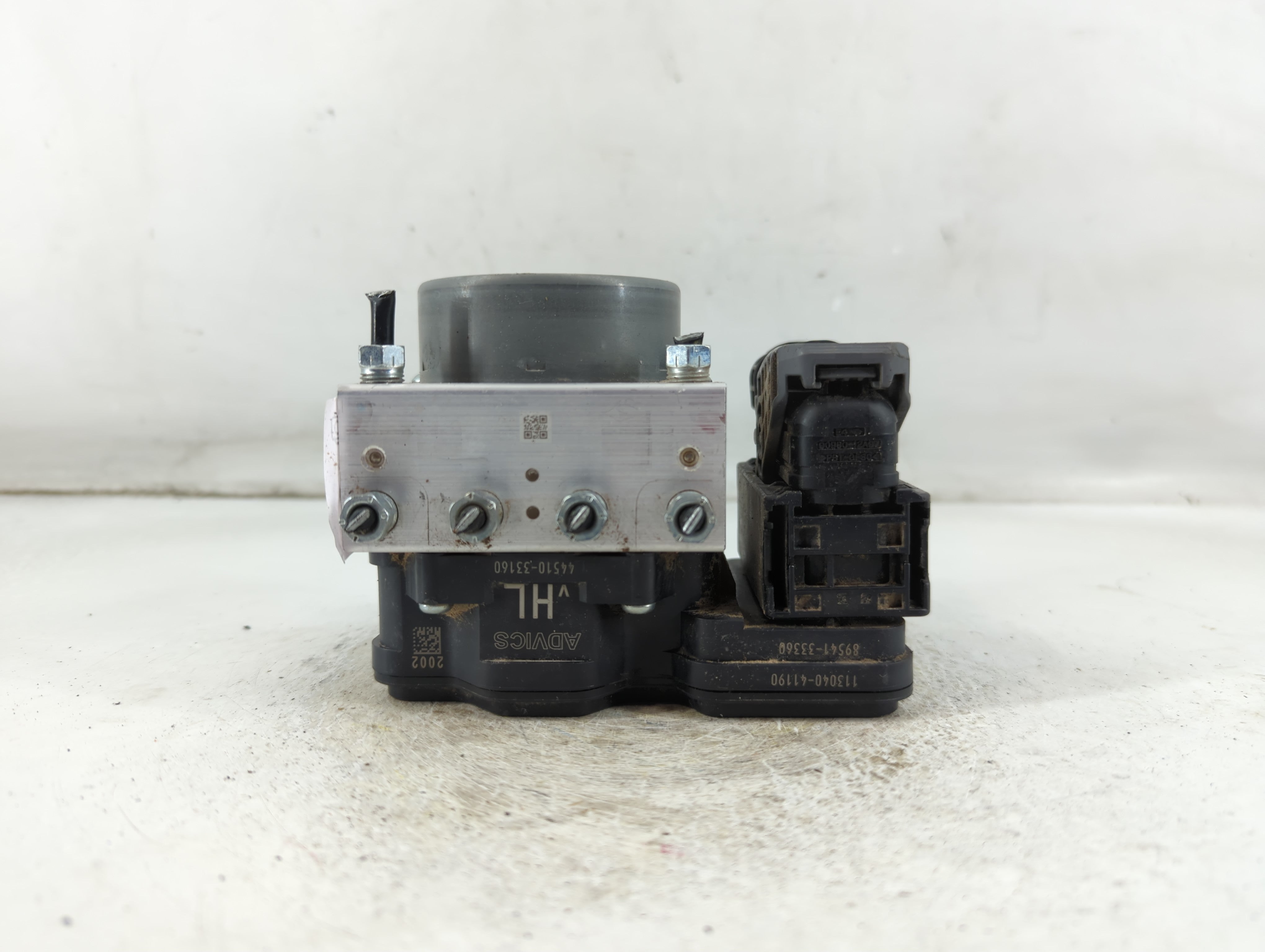 2018 Toyota Camry ABS Pump Control Module Replacement P/N:89541-33360 113040-41190 Fits Fits 2019 OEM Used Auto Parts - Oemusedautoparts1.com