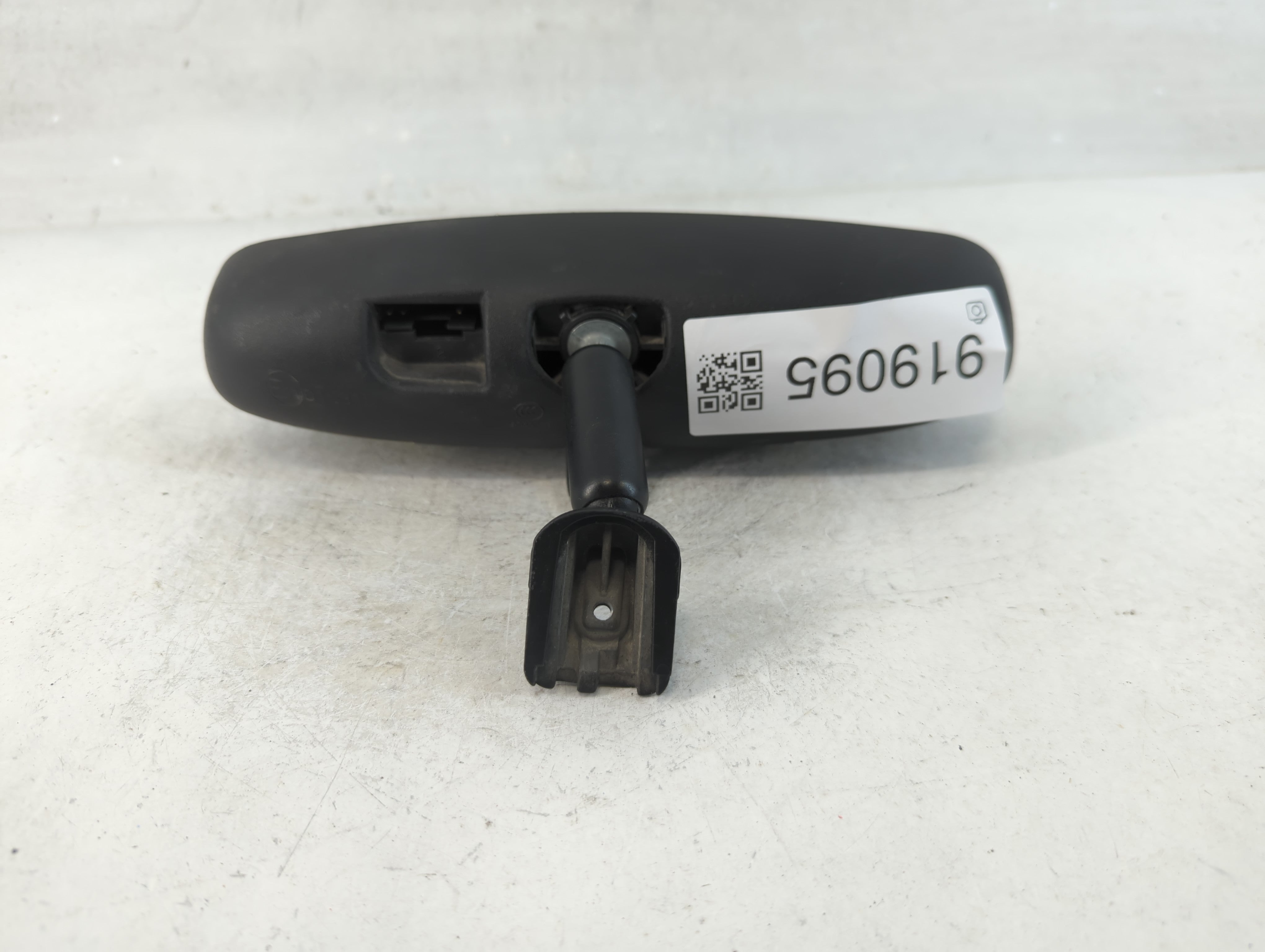 2006-2008 Chevrolet Hhr Interior Rear View Mirror Replacement OEM P/N:E11015315 Fits OEM Used Auto Parts - Oemusedautoparts1.com