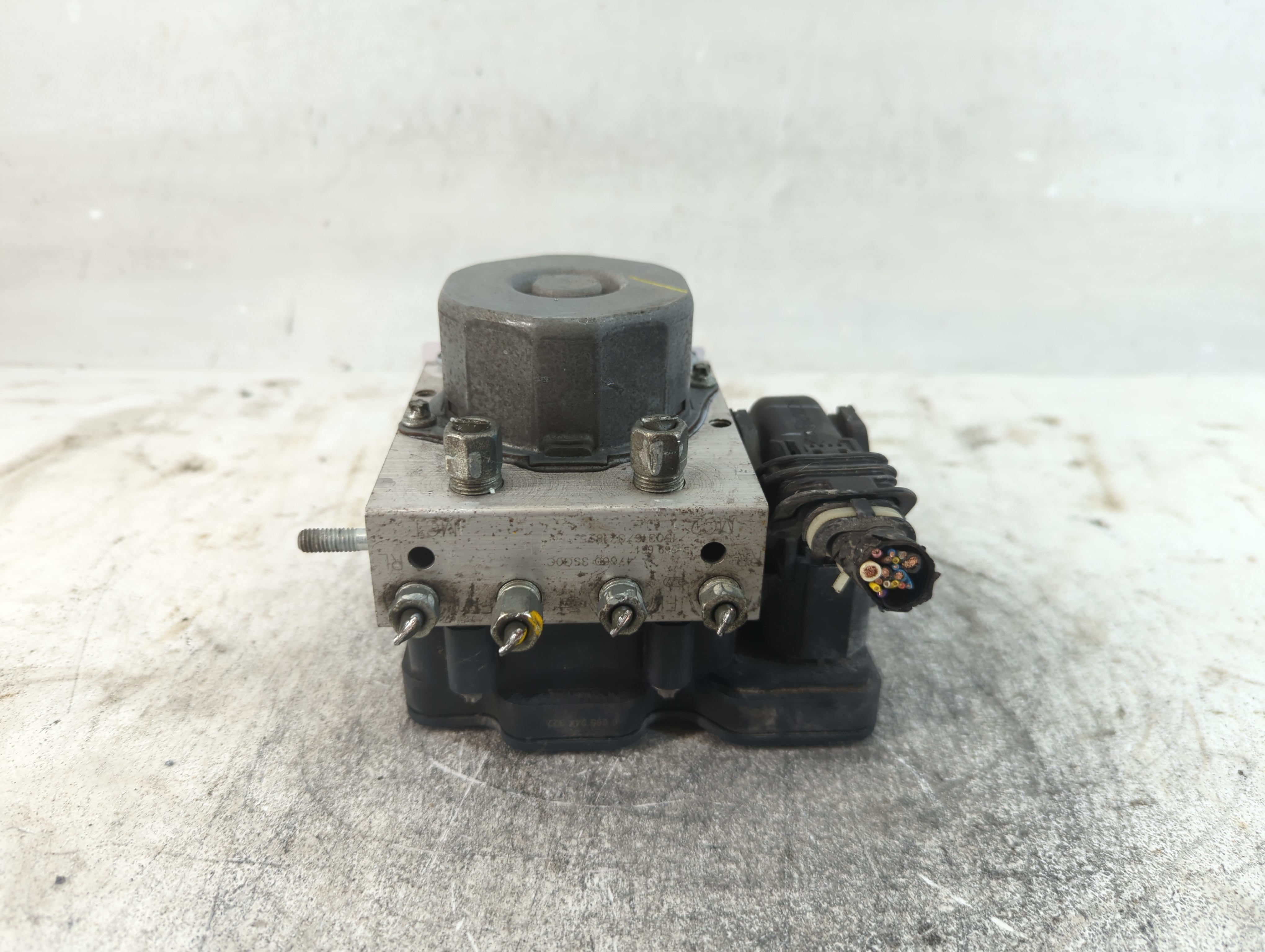 2015-2017 Nissan Sentra ABS Pump Control Module Replacement P/N:47660 3SG0C 47660 9AN0A Fits Fits 2015 2016 2017 OEM Used Auto Parts - Oemusedautoparts1.com