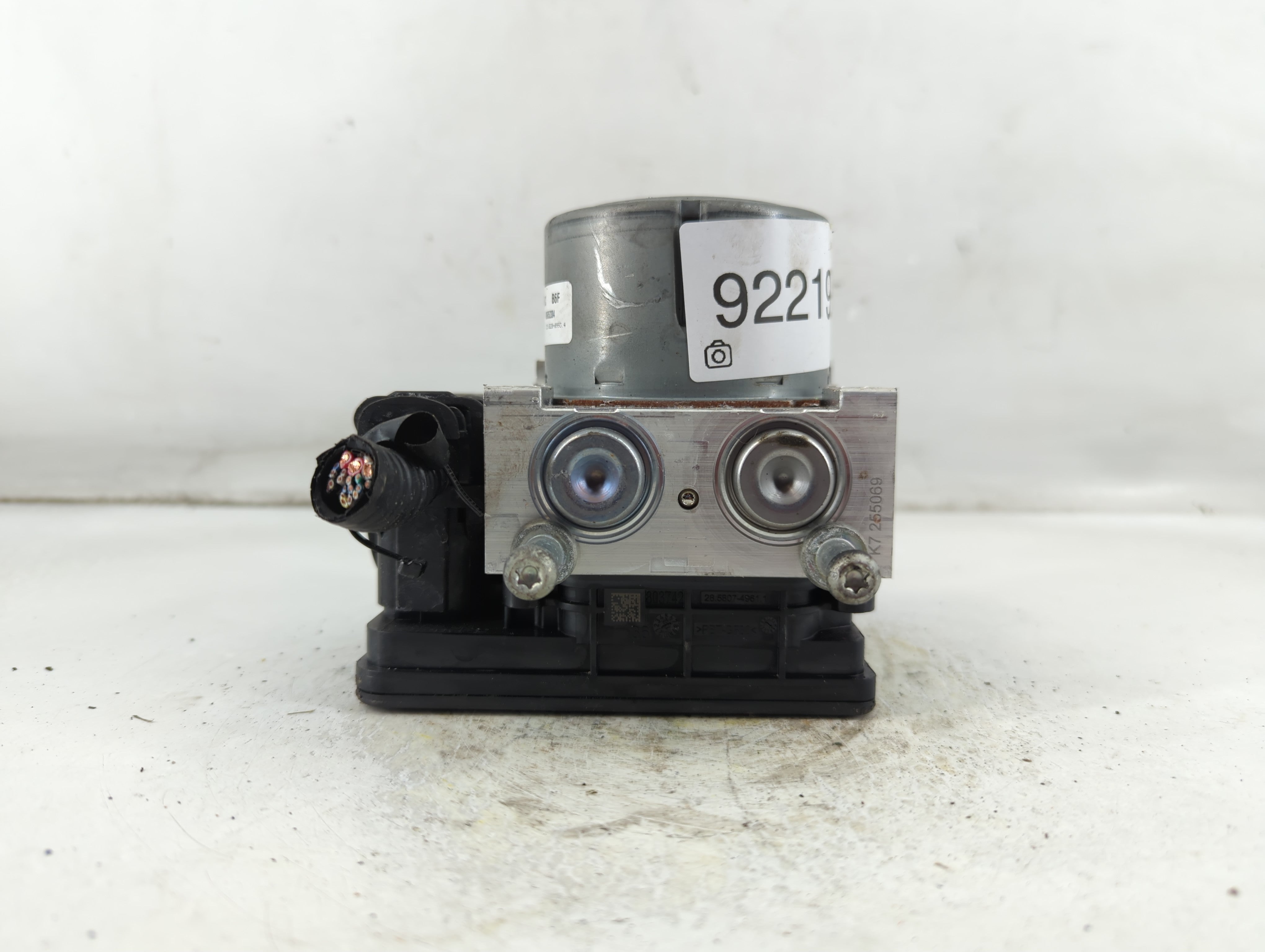 2018 Cadillac Ats ABS Pump Control Module Replacement P/N:806052304 84422424 Fits OEM Used Auto Parts - Oemusedautoparts1.com