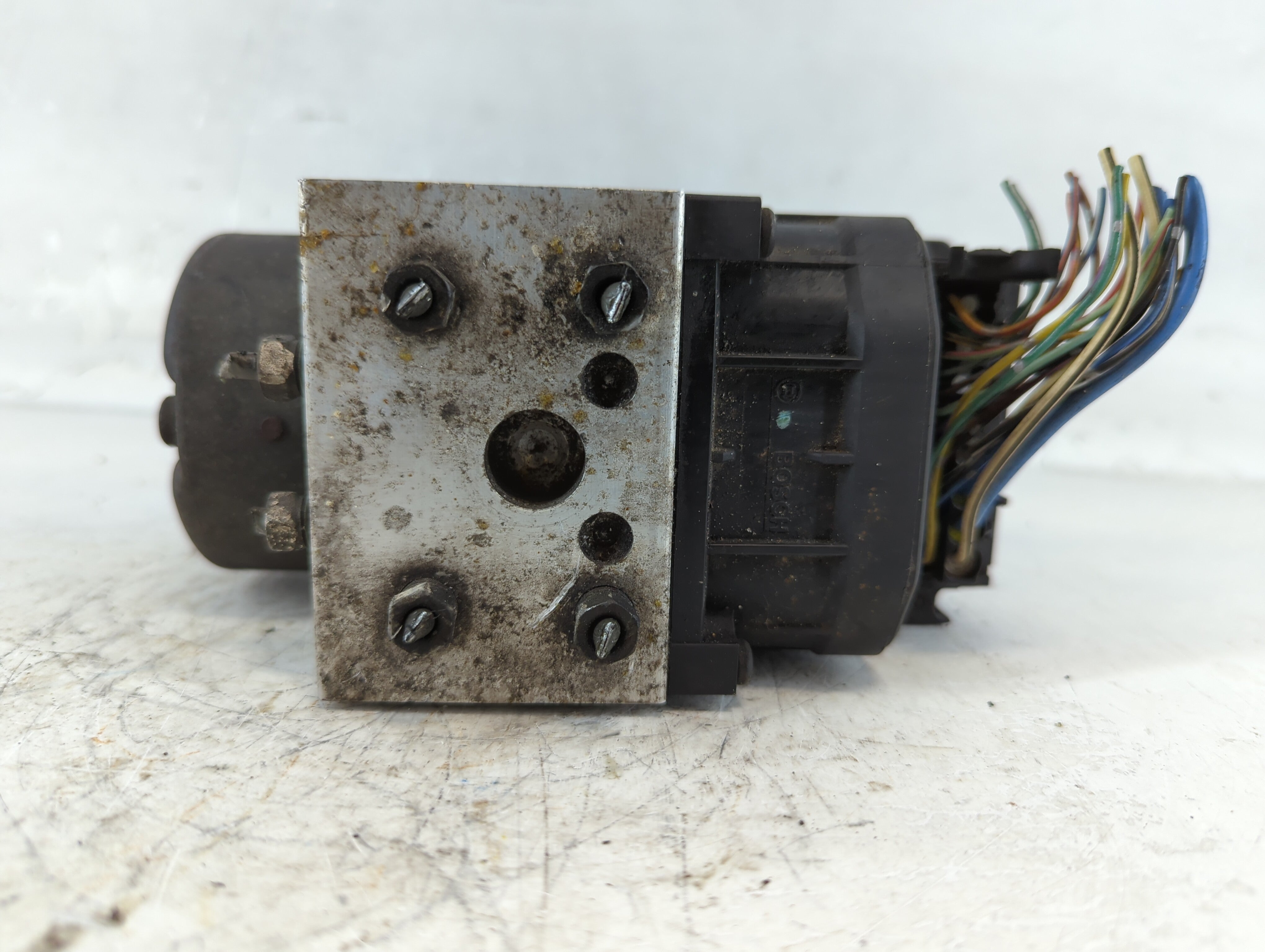 2000-2004 Toyota Avalon ABS Pump Control Module Replacement P/N:44540-07020B Fits Fits 2000 2001 2002 2003 2004 OEM Used Auto Parts - Oemusedautoparts1.com