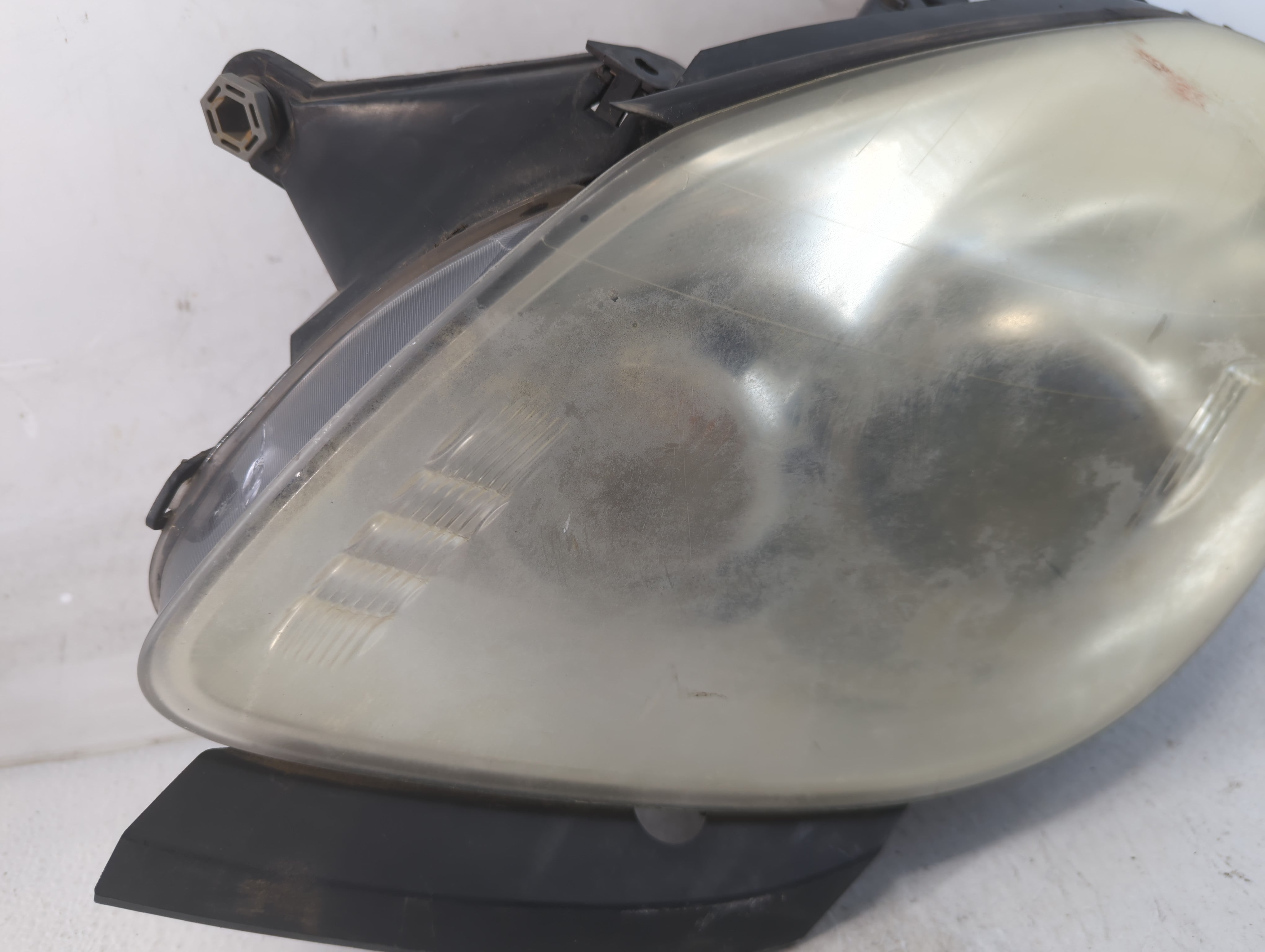 2008-2012 Buick Enclave Driver Left Oem Head Light Headlight Lamp - Oemusedautoparts1.com