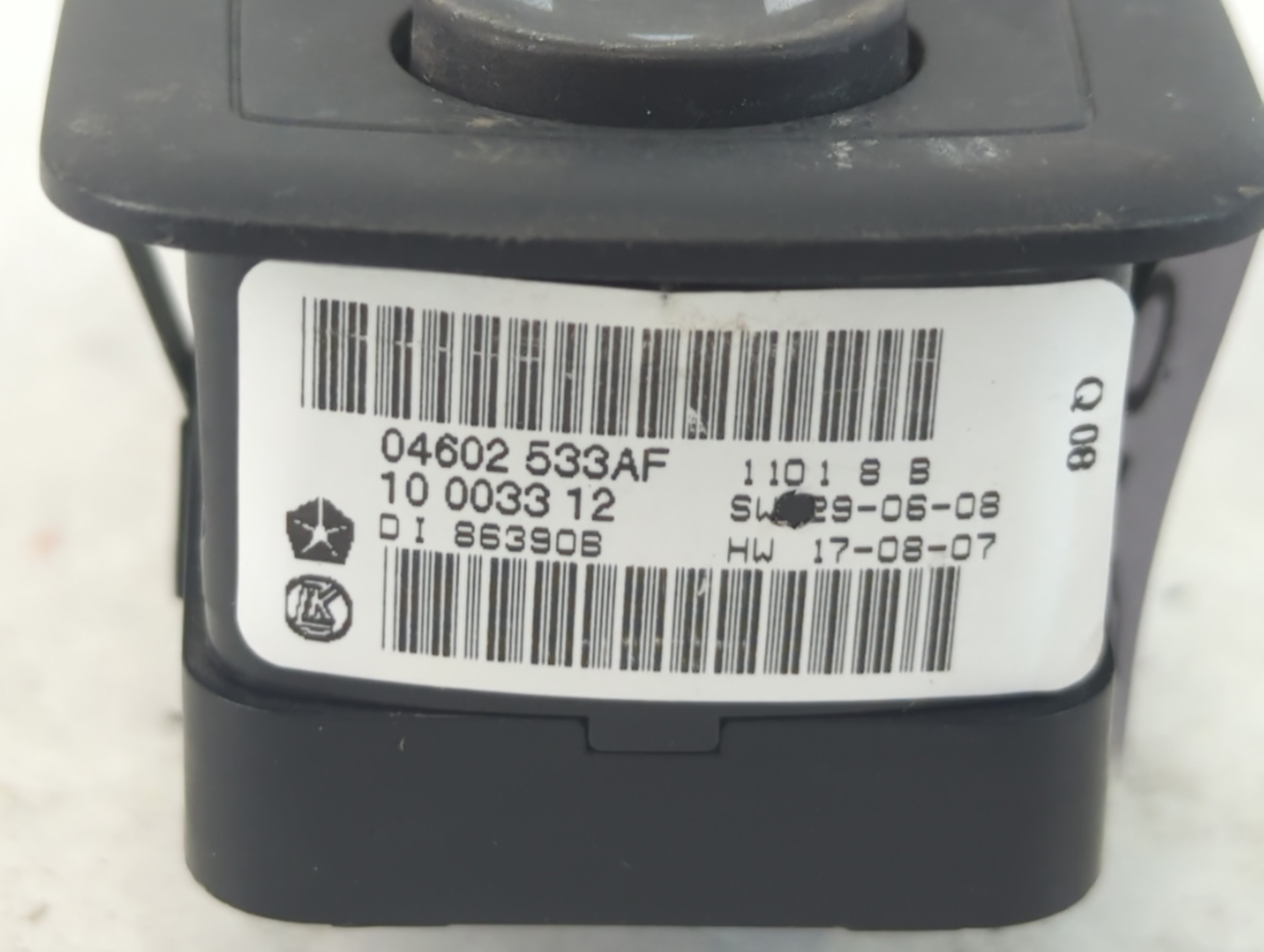 2008-2012 Jeep Liberty Master Power Window Switch Replacement Driver Side Left P/N:04602 533af Fits OEM Used Auto Parts - Oemusedautoparts1.com