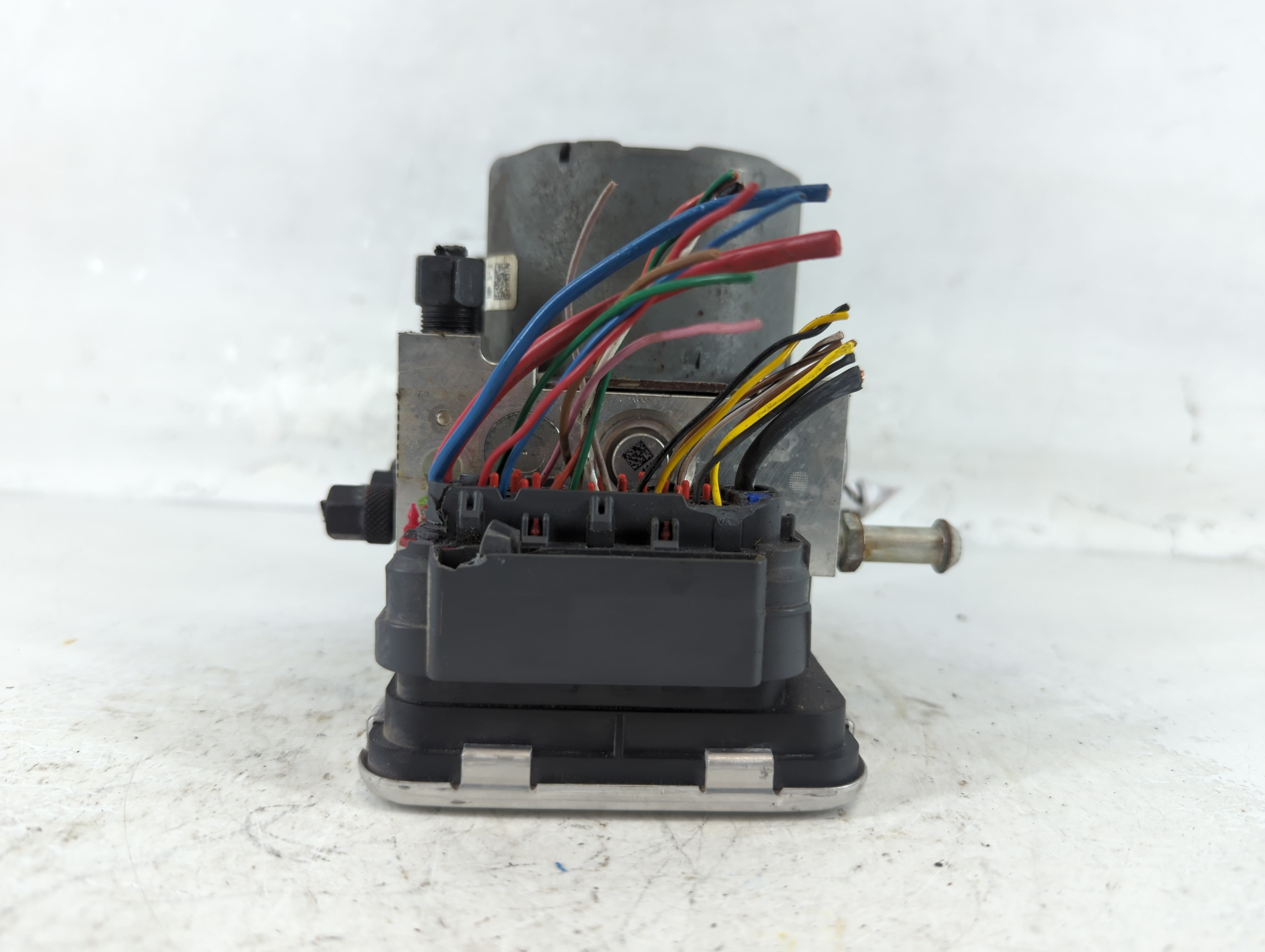 2018-2020 Hyundai Kona ABS Pump Control Module Replacement P/N:58900-J9100 Fits Fits 2018 2019 2020 OEM Used Auto Parts - Oemusedautoparts1.com