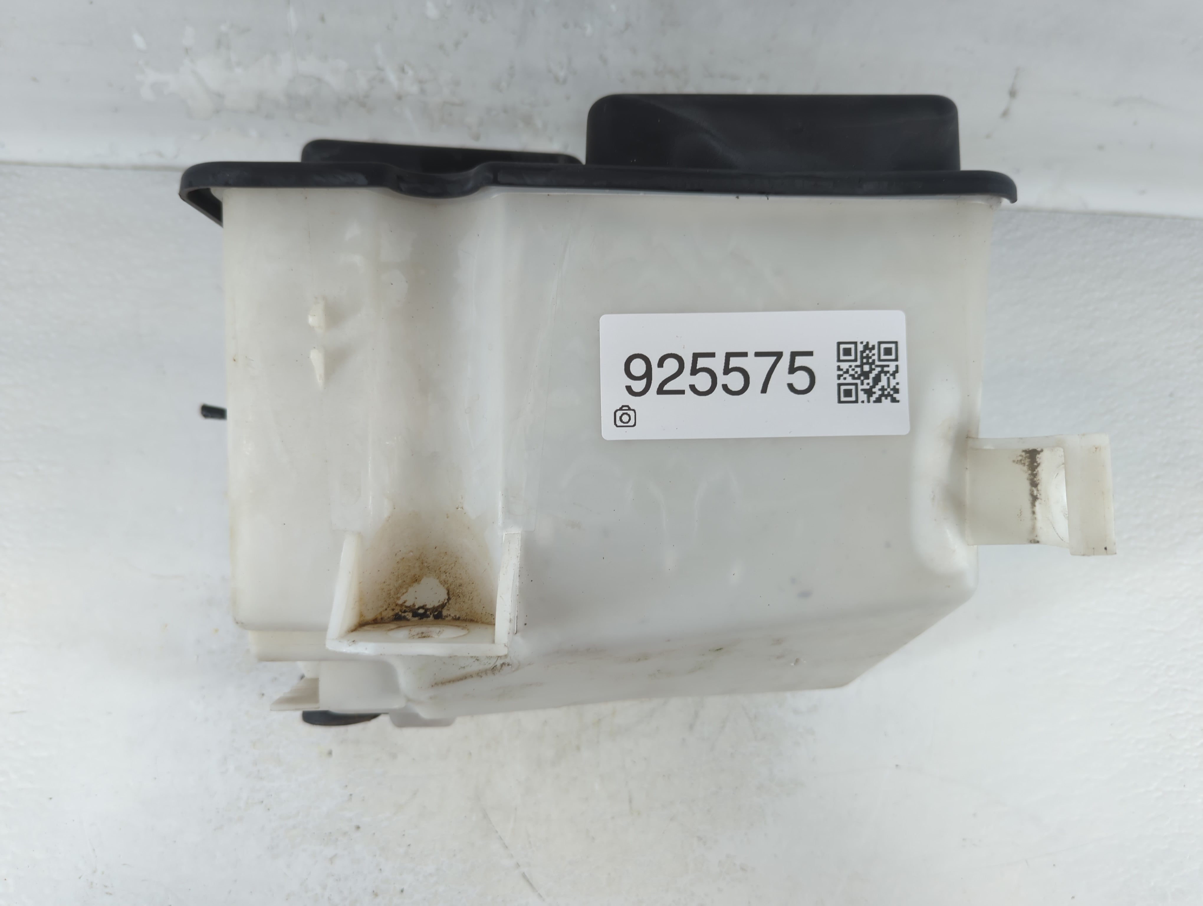 1998-2006 Ford F-150 Windshield Washer Fluid Reservoir Bottle Oem - Oemusedautoparts1.com