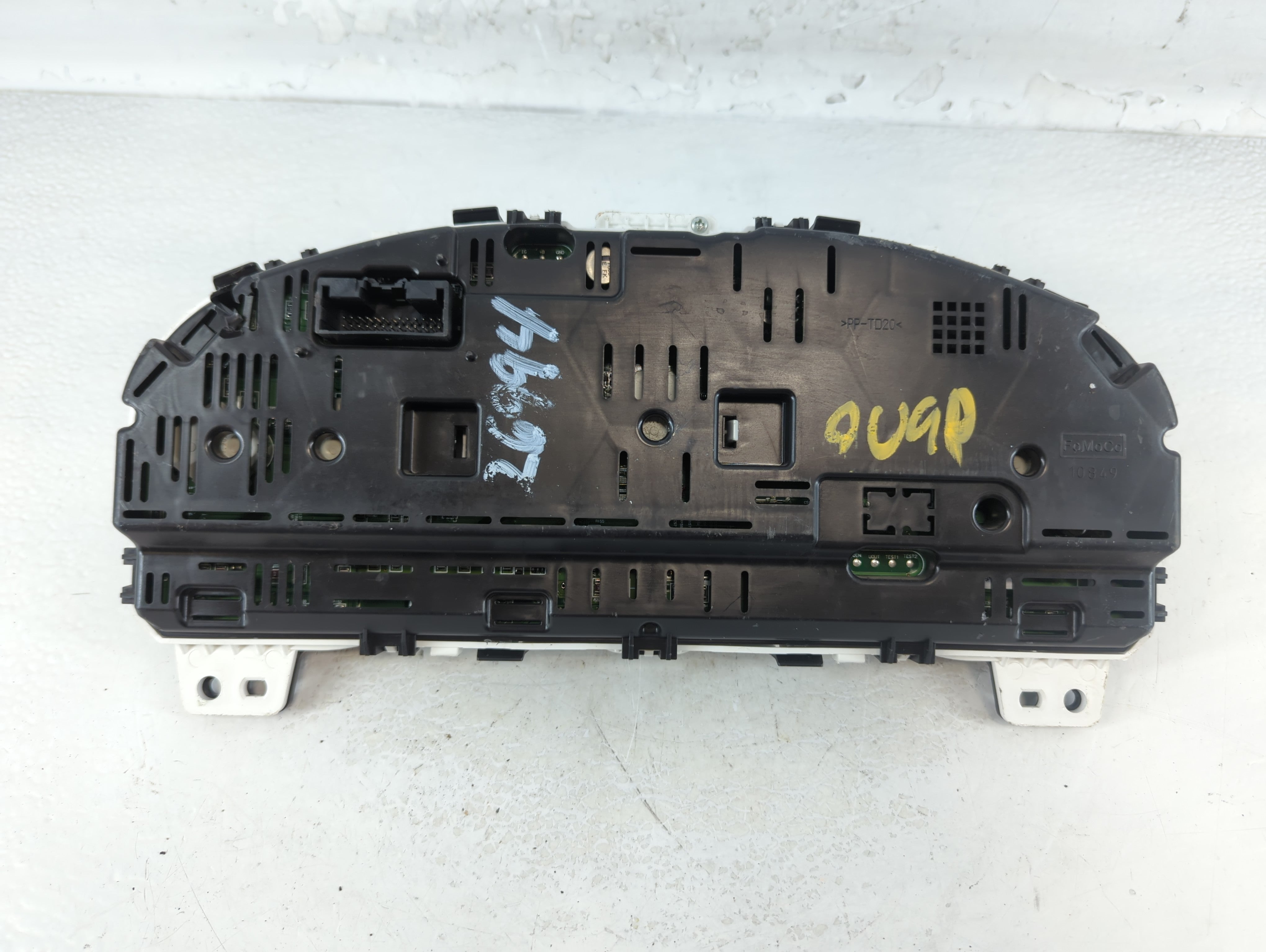 2010 Ford Fusion Instrument Cluster Speedometer Gauges P/N:AE5T-10849-DE Fits OEM Used Auto Parts - Oemusedautoparts1.com