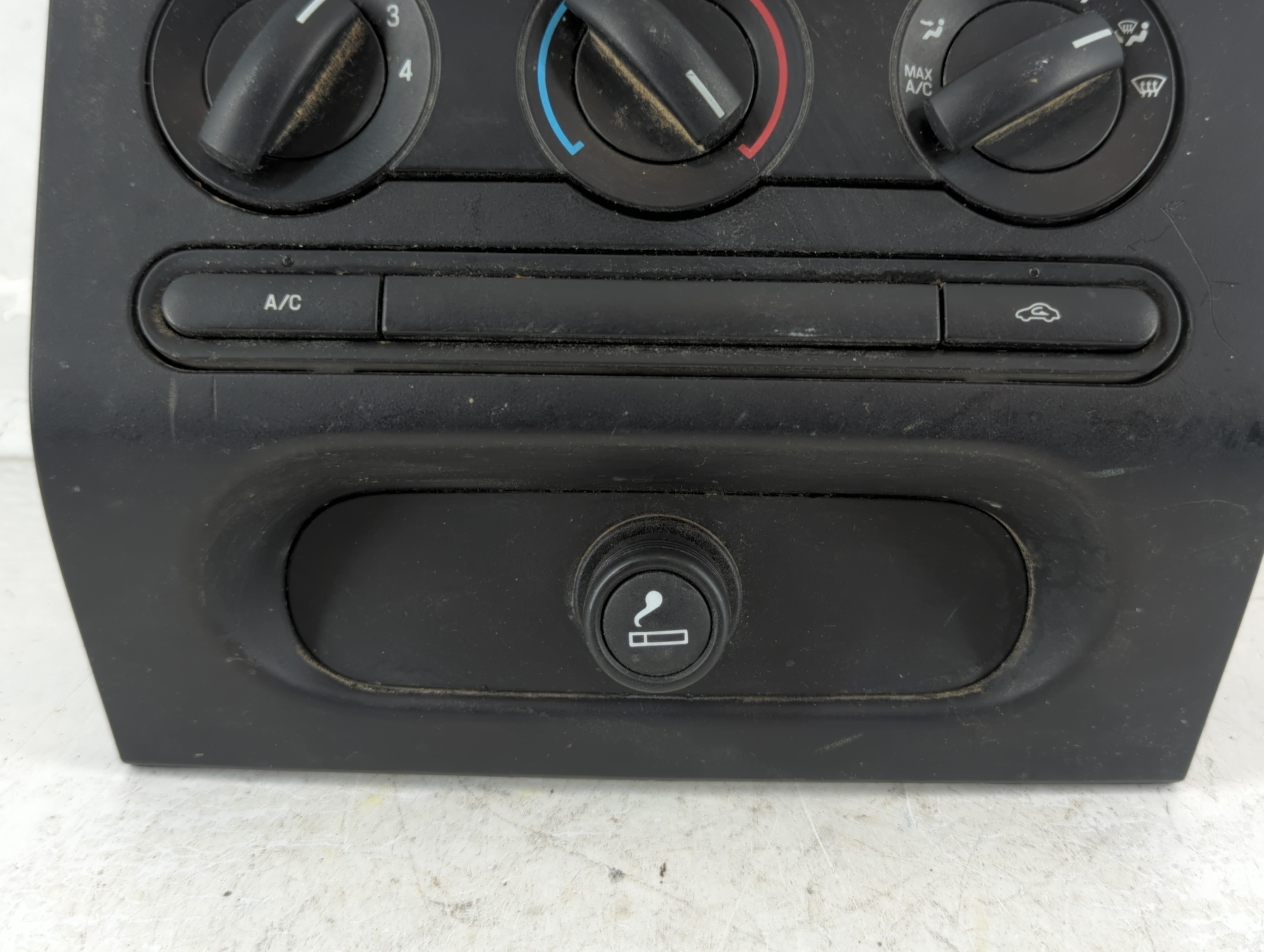 2004-2008 Ford F-150 Climate Control Module Temperature AC/Heater Replacement P/N:4L3H-19808-AH Fits Fits 2004 2005 2006 2007 2008 OEM Used Auto Parts - Oemusedautoparts1.com
