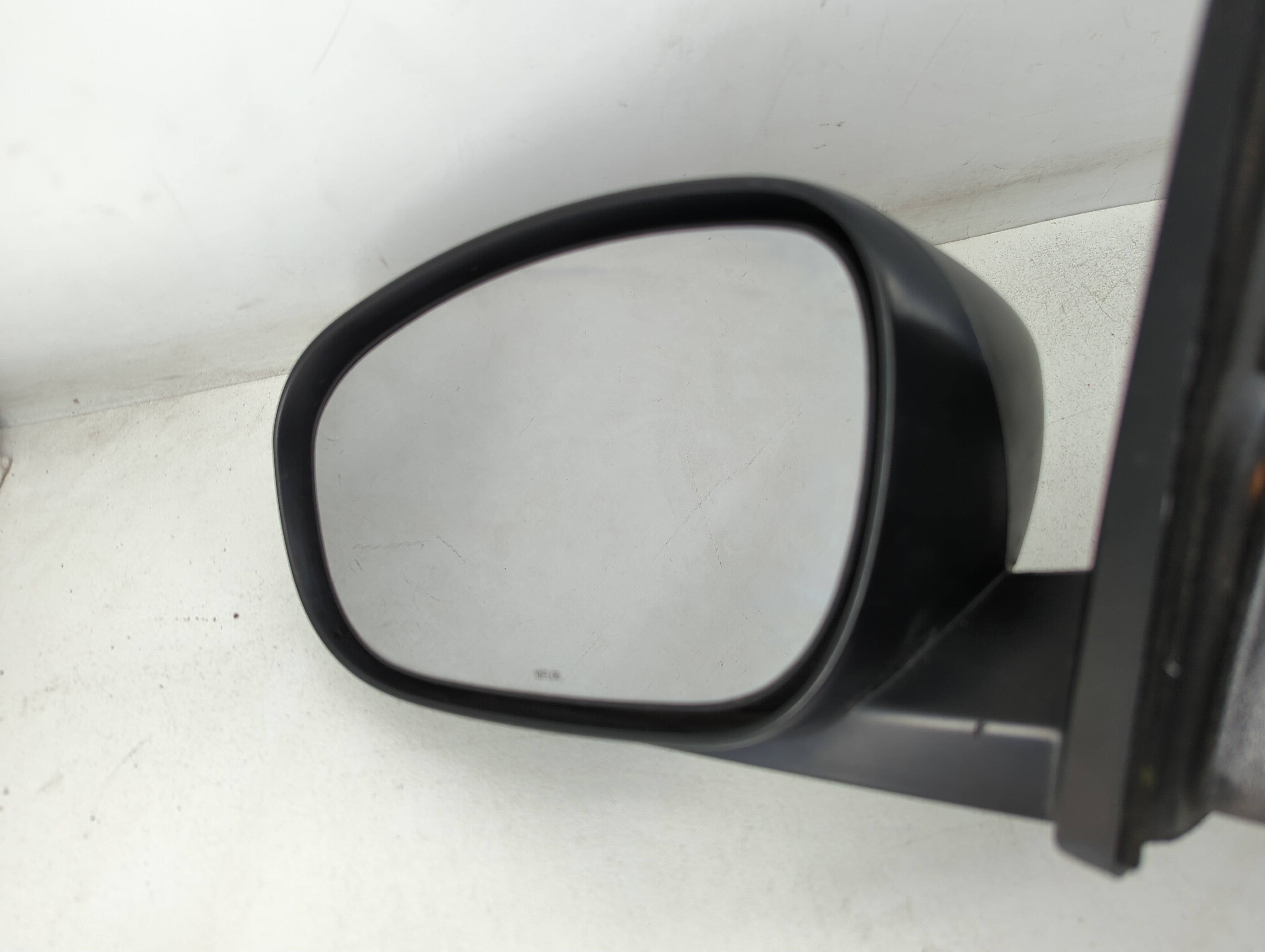 2004-2008 Ford F-150 Side Mirror Replacement Passenger Right View Door Mirror Fits Fits 2004 2005 2006 2007 2008 OEM Used Auto Parts - Oemusedautoparts1.com