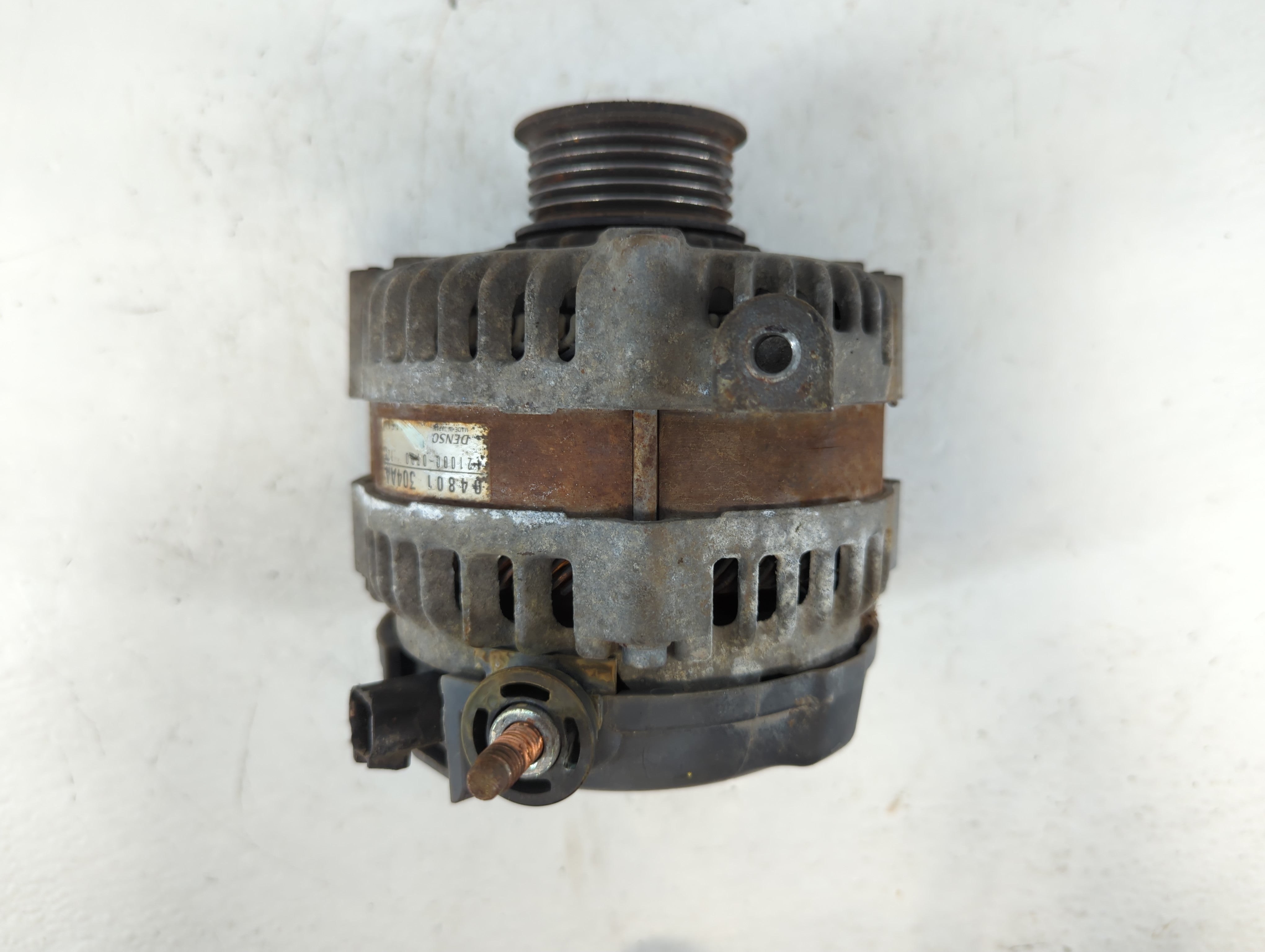 2008-2010 Chrysler Town & Country Alternator Replacement Generator Charging Assembly Engine OEM P/N:421000-0700 04801304AA Fits OEM Used Auto Parts - Oemusedautoparts1.com